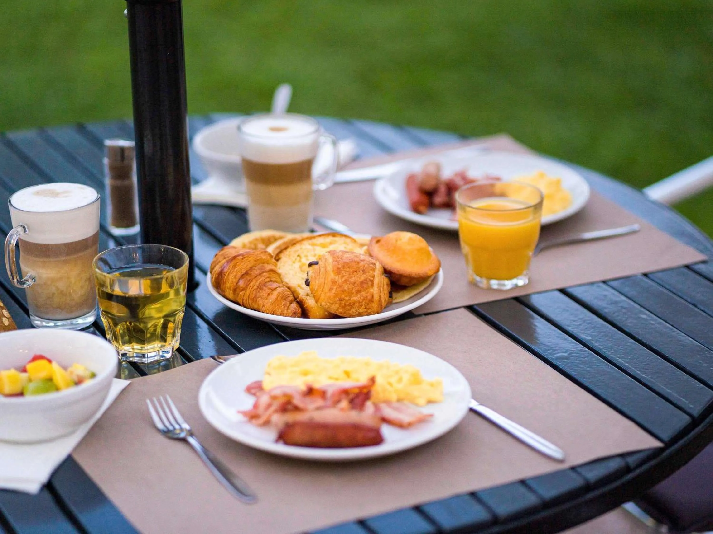 Breakfast in Mercure Cannes Mandelieu