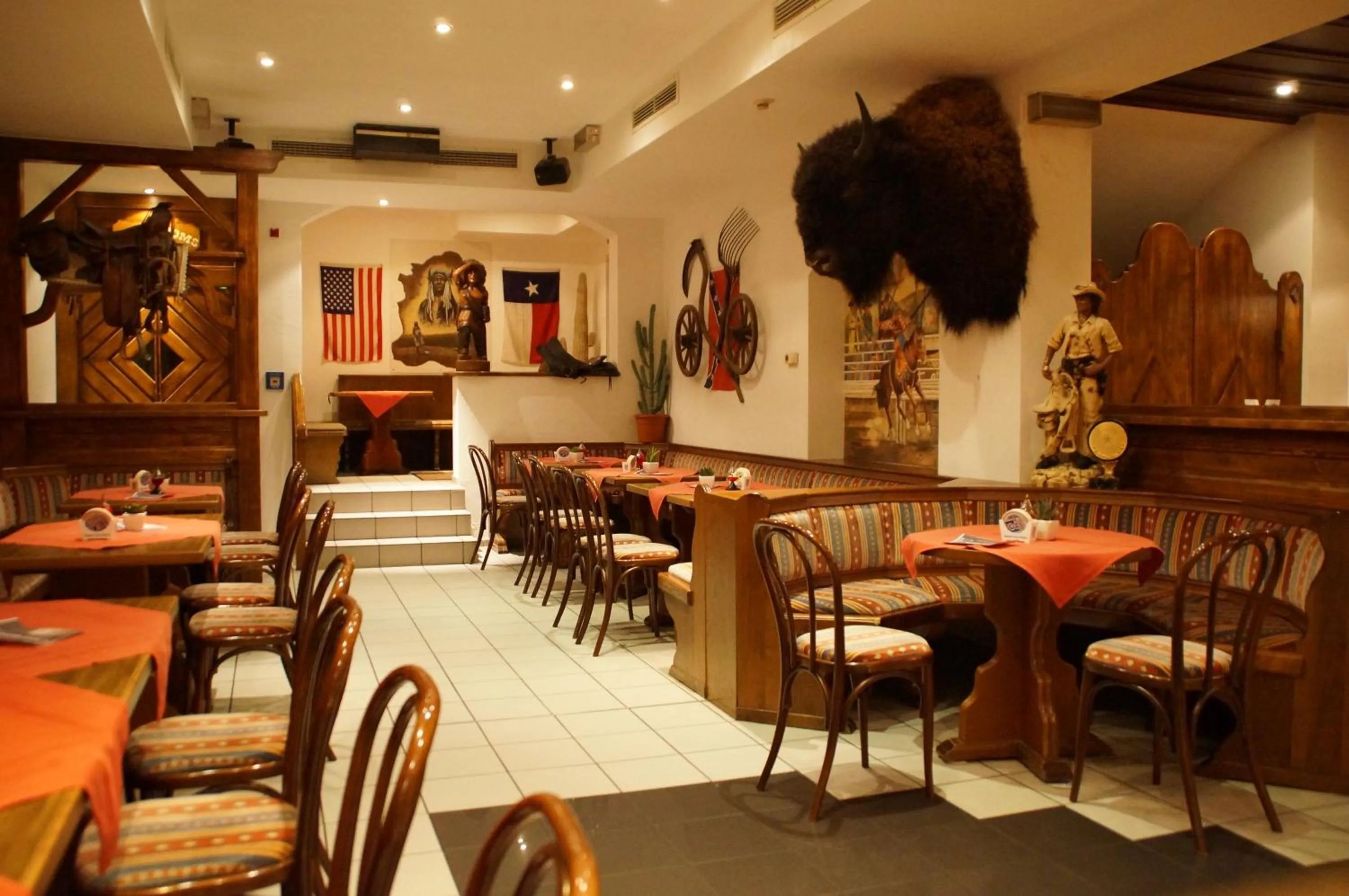 Restaurant/places to eat in Hotel Landgasthof Schöntag