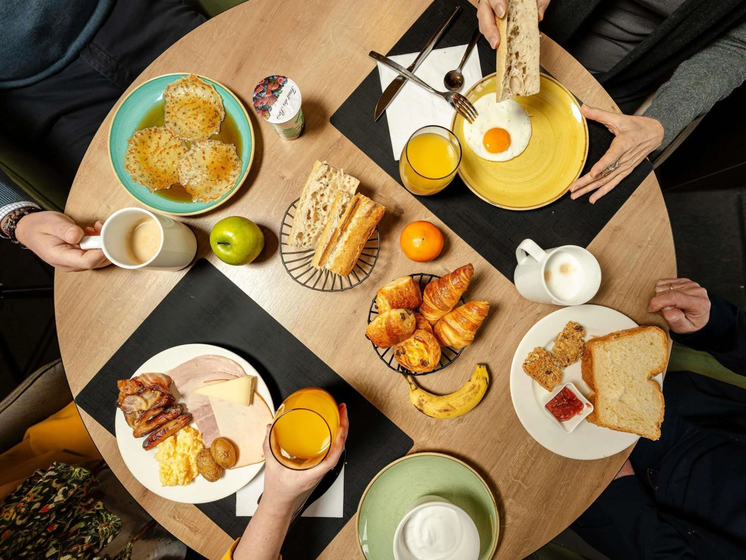 Breakfast in Novotel Caen Côte de Nacre