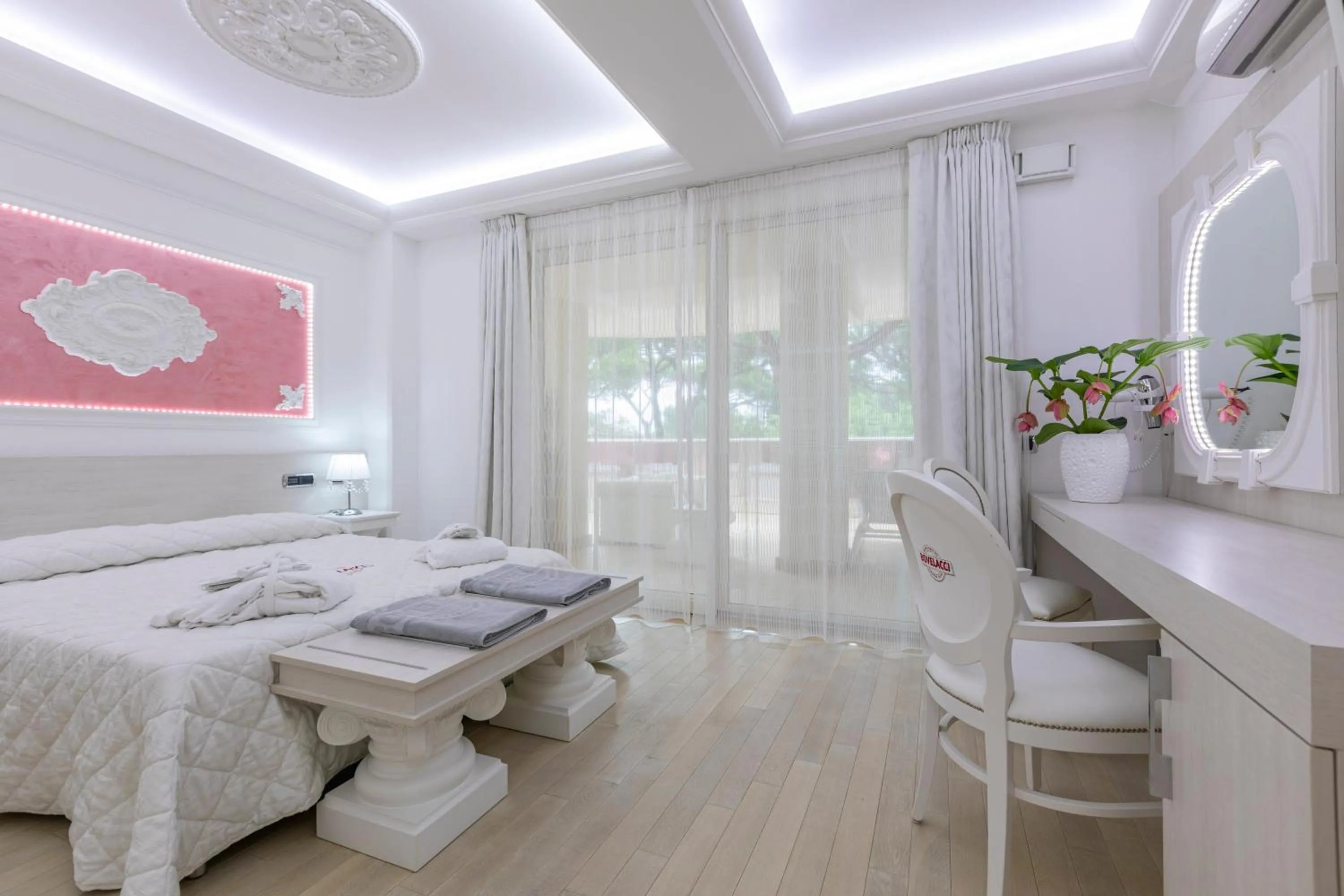 Bed in Boutique Hotel Paradiso Bovelacci