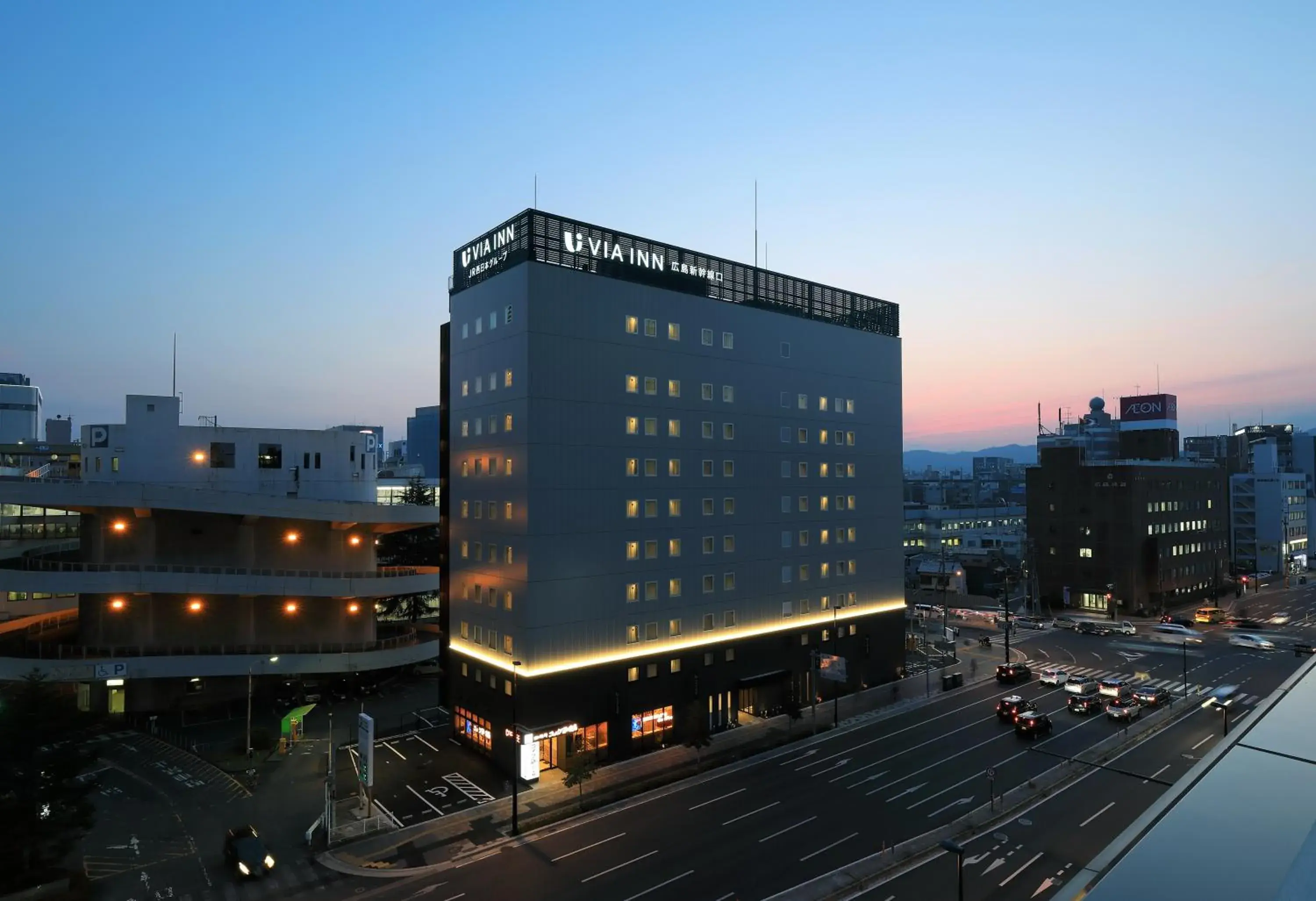 Property building in Via Inn Prime Hiroshima Shinkansenguchi Property building in Via Inn Prime Hiroshima Shinkansenguchi