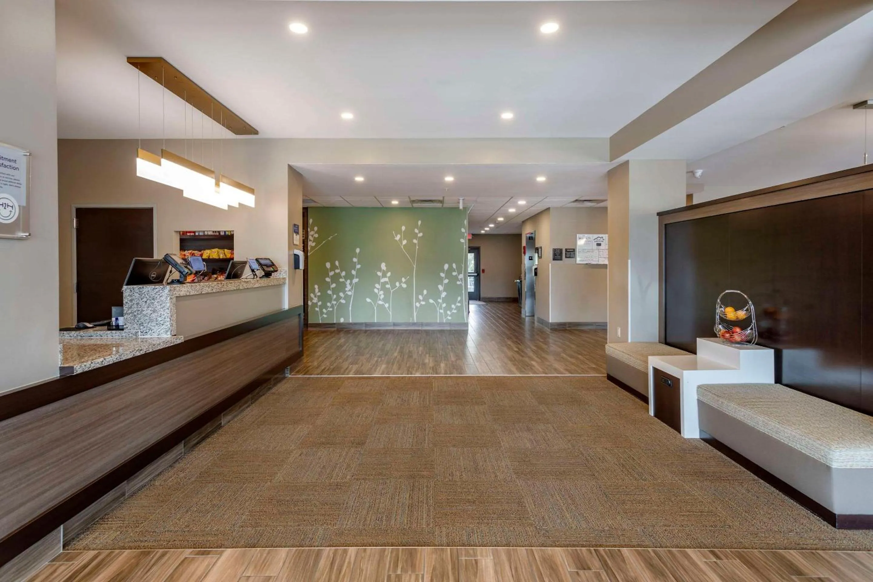 Lobby or reception in MainStay Suites Bowling Green North