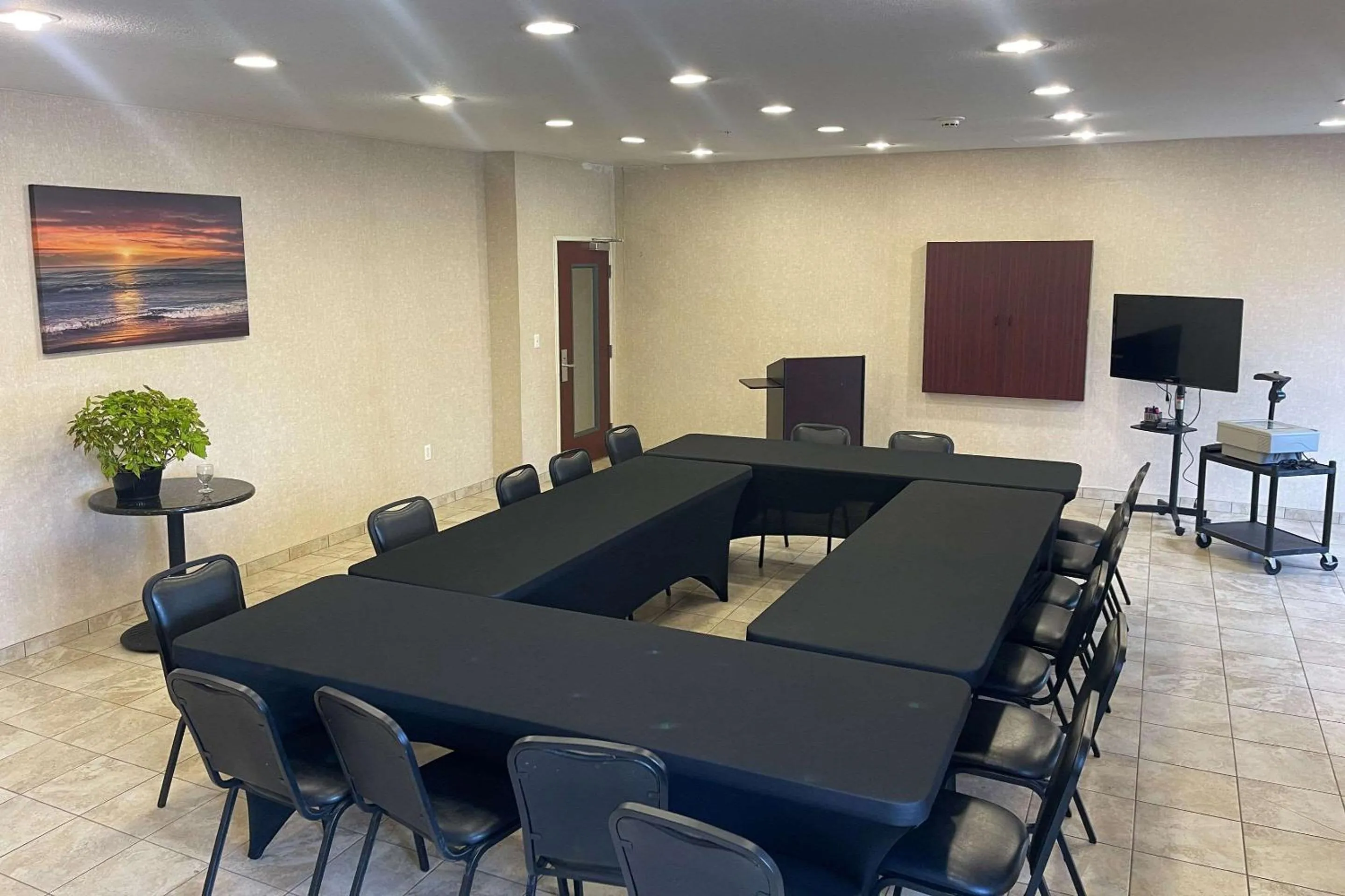Meeting/conference room in MainStay Suites Texas Medical Center-Reliant Park