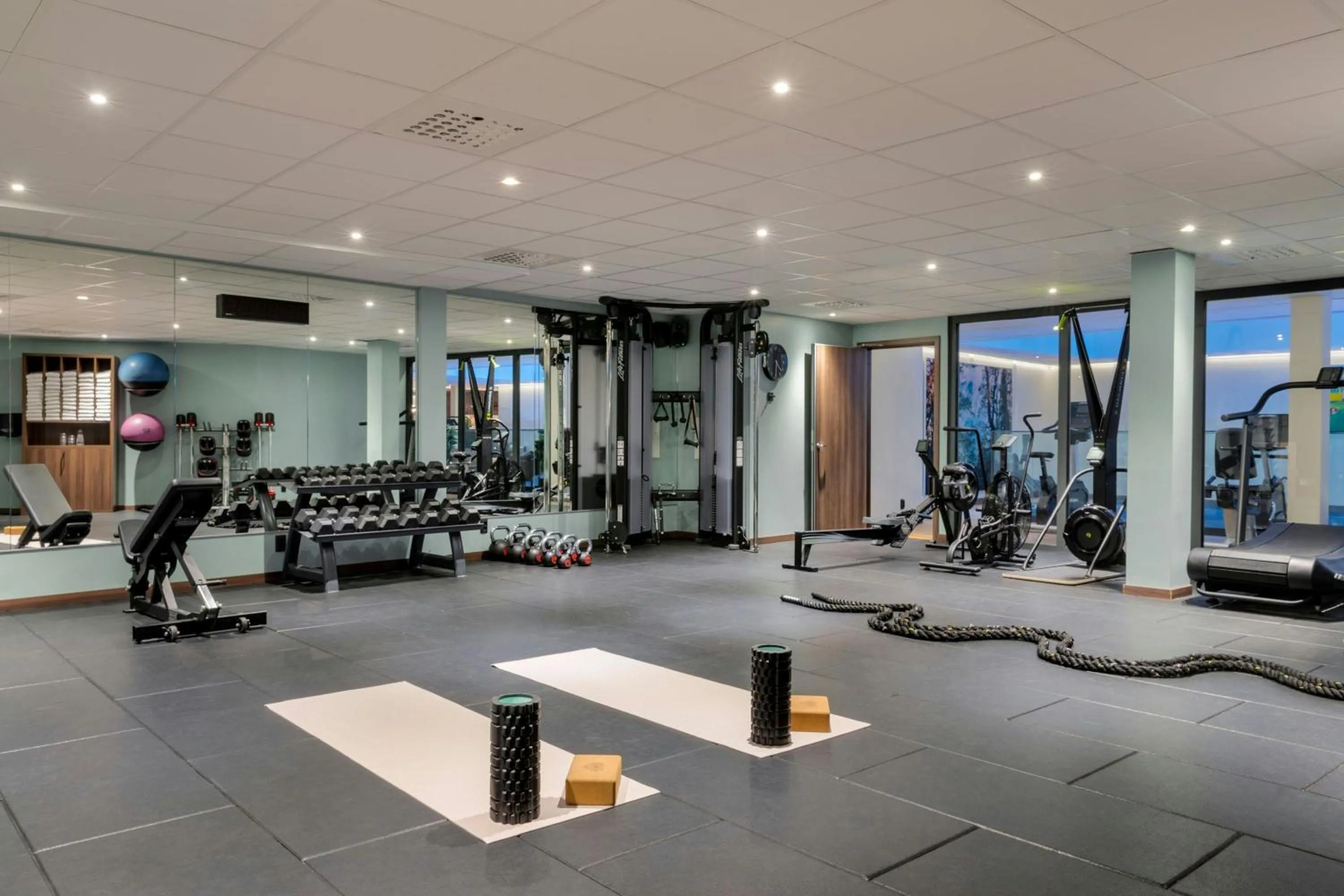 Fitness centre/facilities in AC Hotel by Marriott Stockholm Ulriksdal