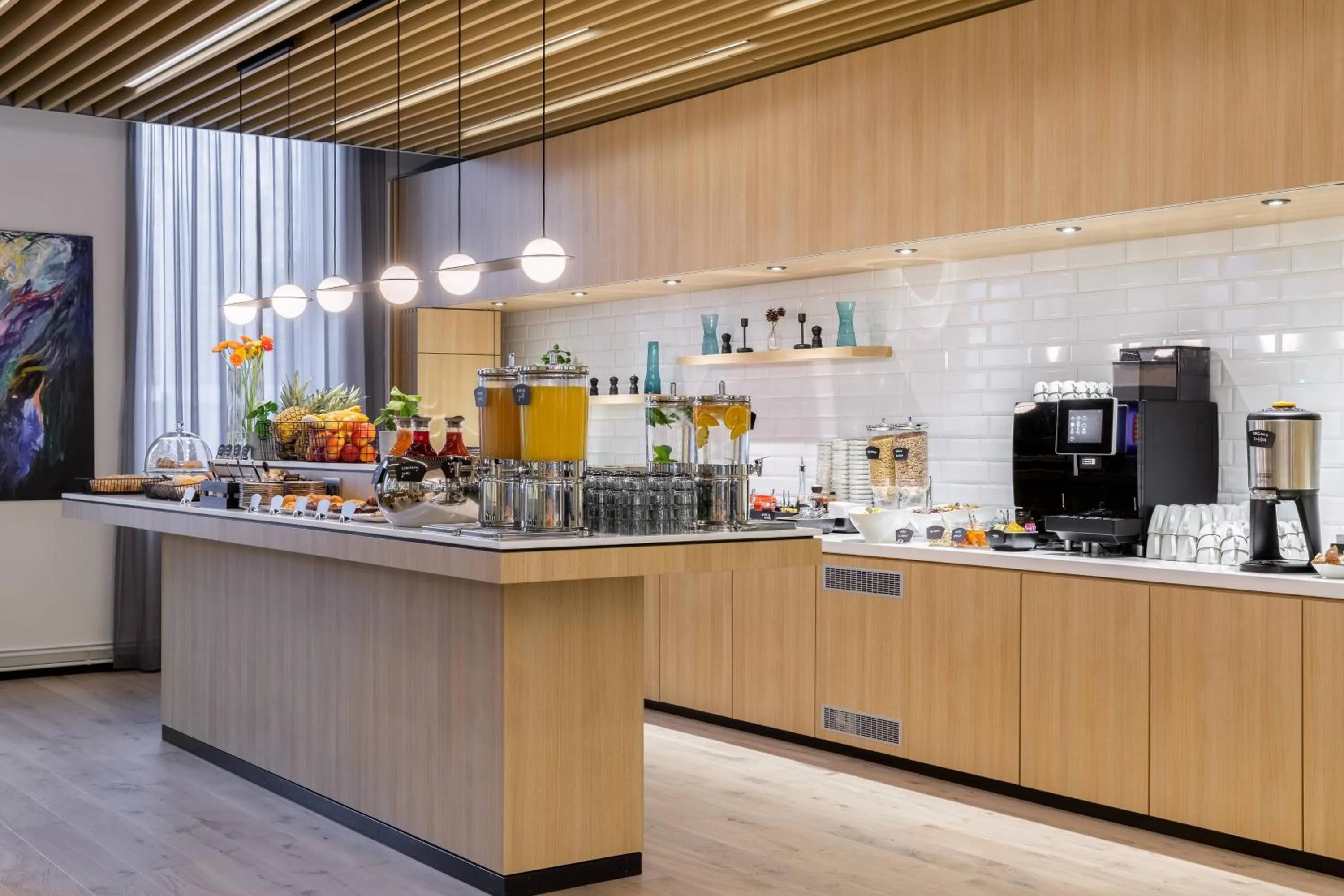 Breakfast in Courtyard Tampere City