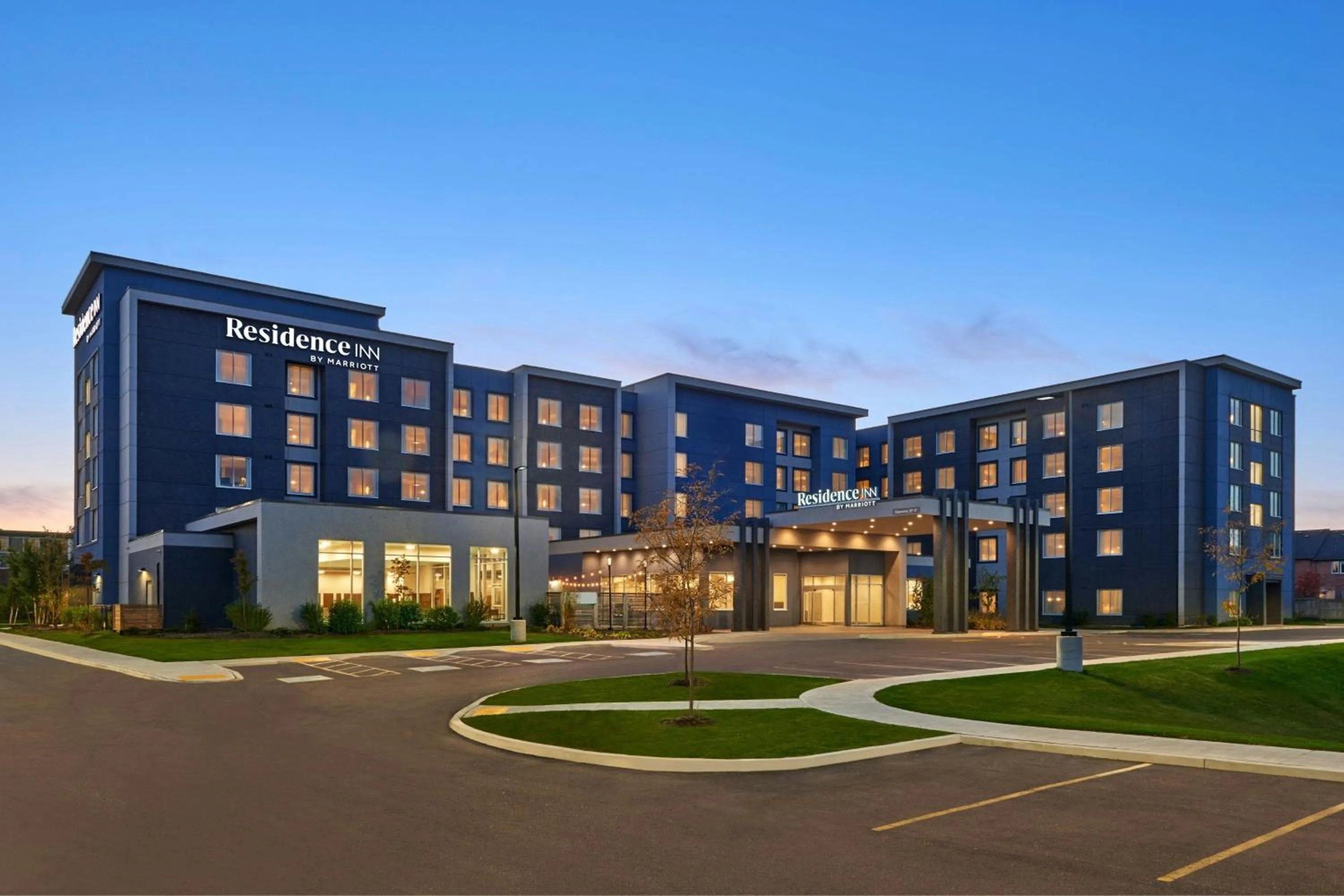 Property building in Residence Inn by Marriott Toronto Mississauga Southwest