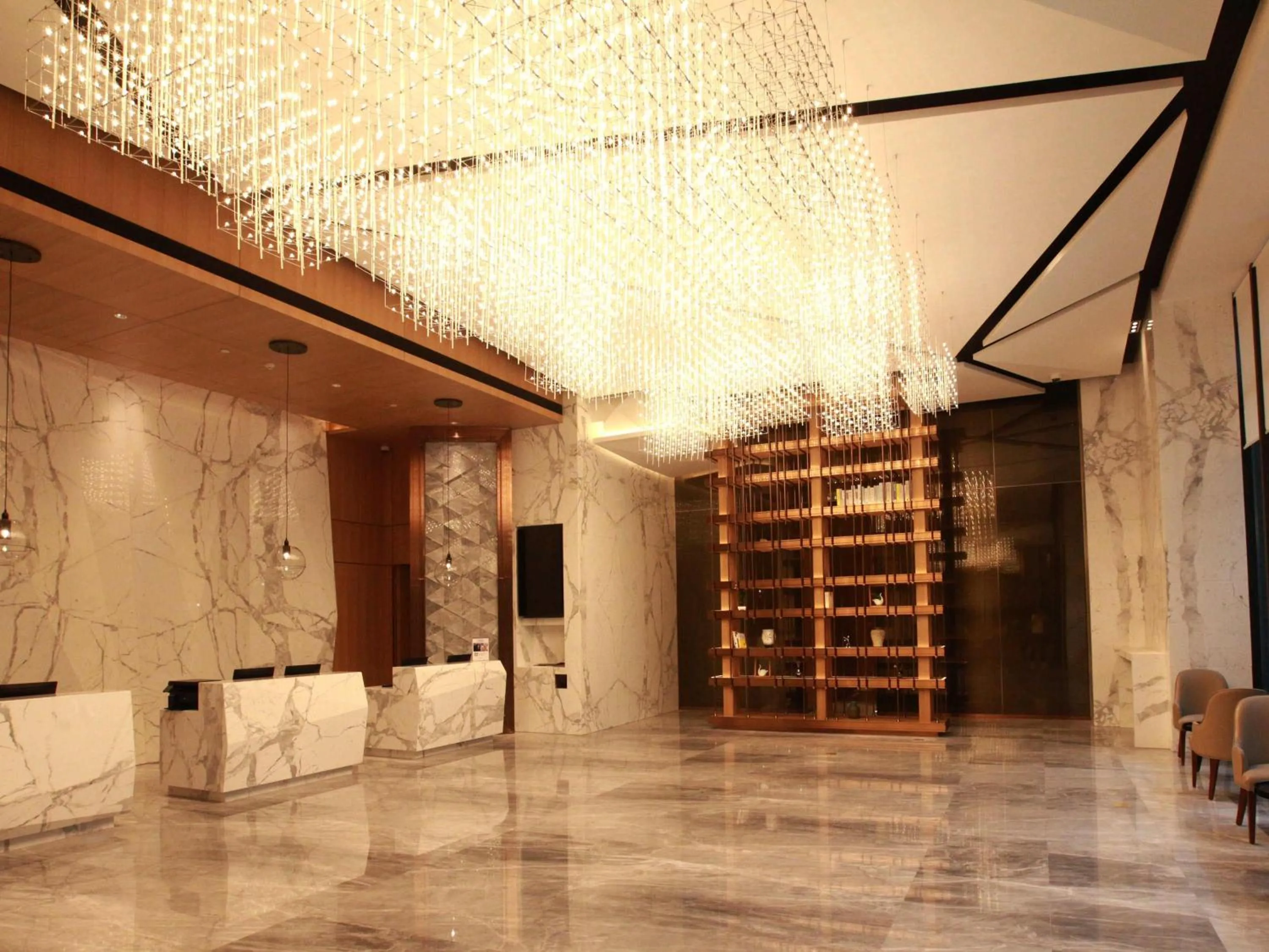 Property building in Mercure Xian Hi-Tech Zone