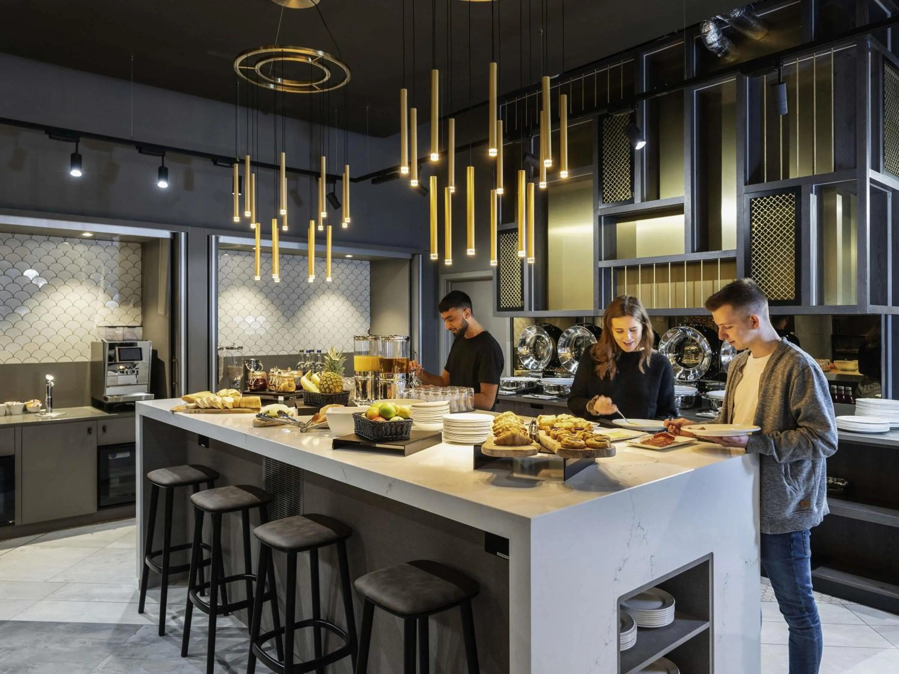 Restaurant/places to eat in Novotel Leicester