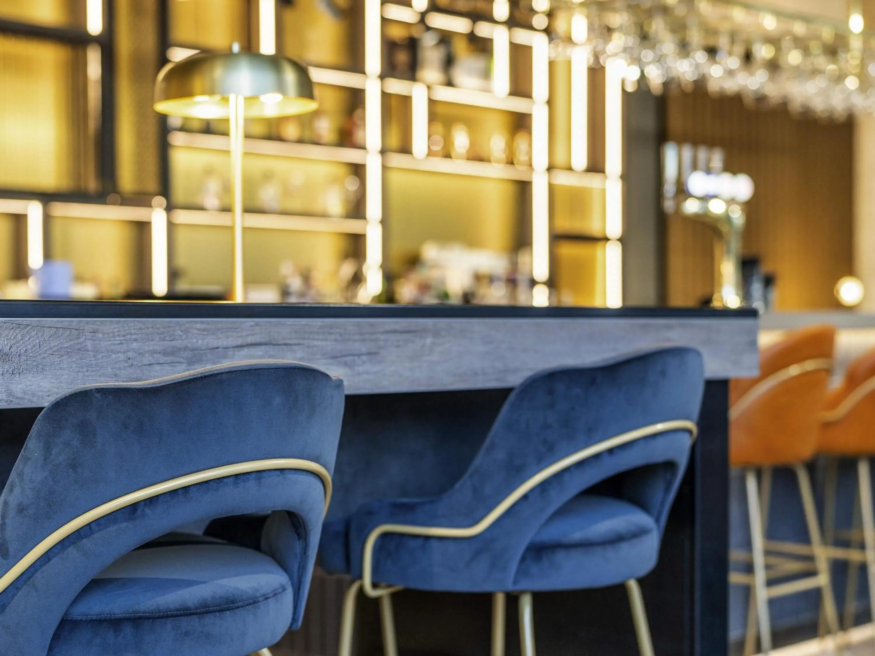 Lounge or bar in Novotel Leicester