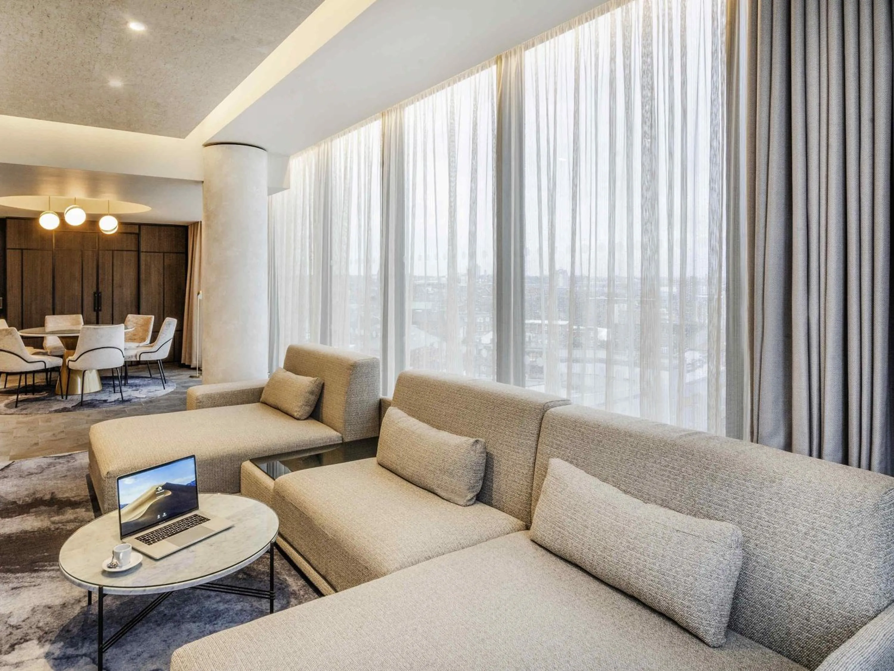 Bedroom in Novotel Leicester