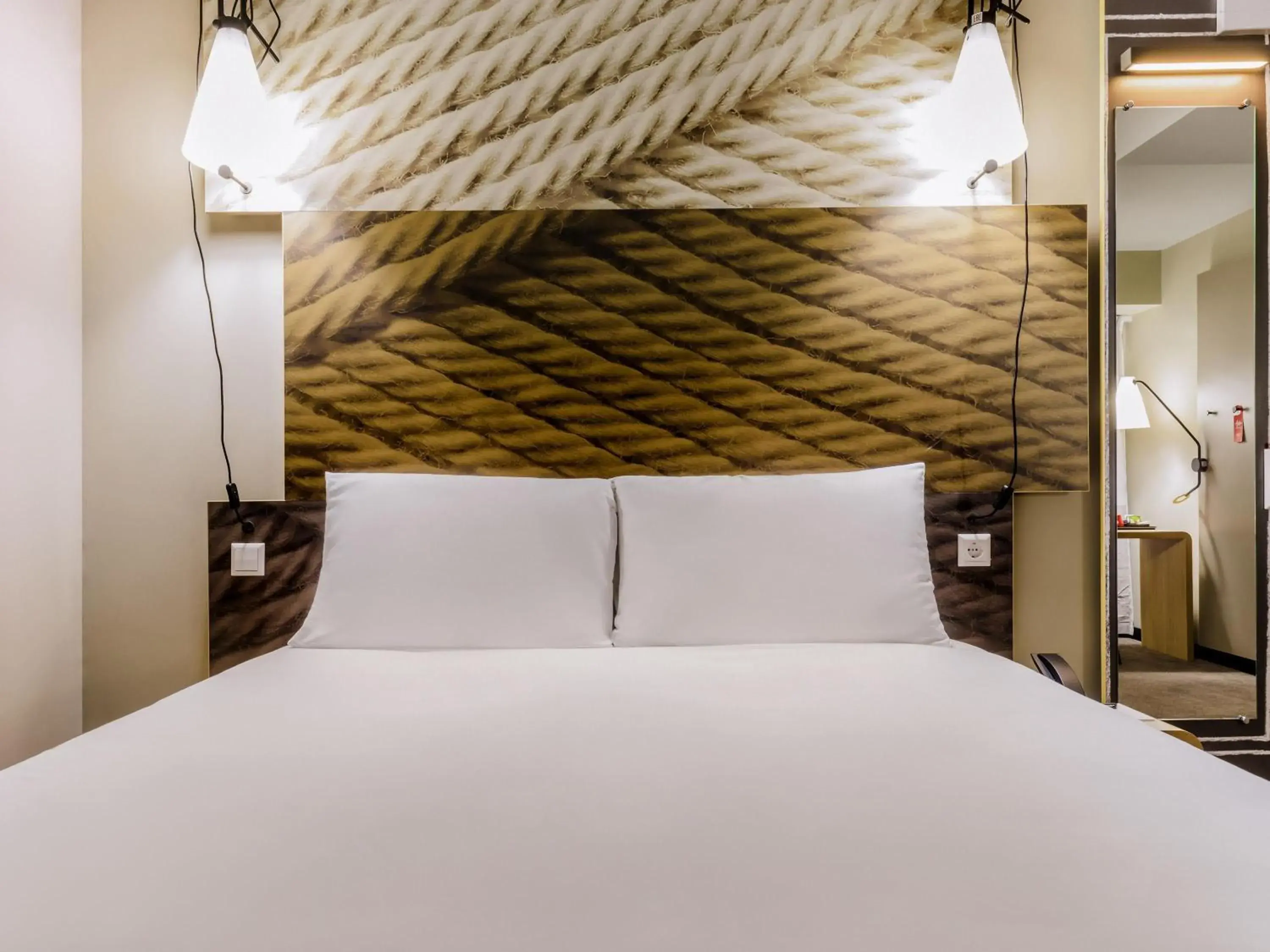 Bedroom, Bed in ibis Tbilisi Stadium Bedroom, Bed in ibis Tbilisi Stadium