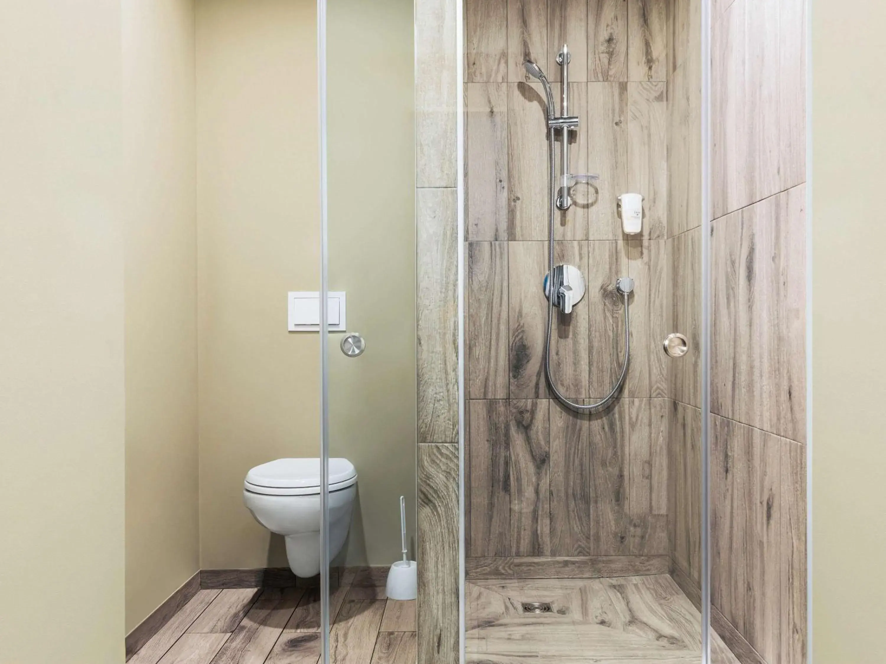 Photo of the whole room in ibis Tbilisi Stadium Photo of the whole room in ibis Tbilisi Stadium