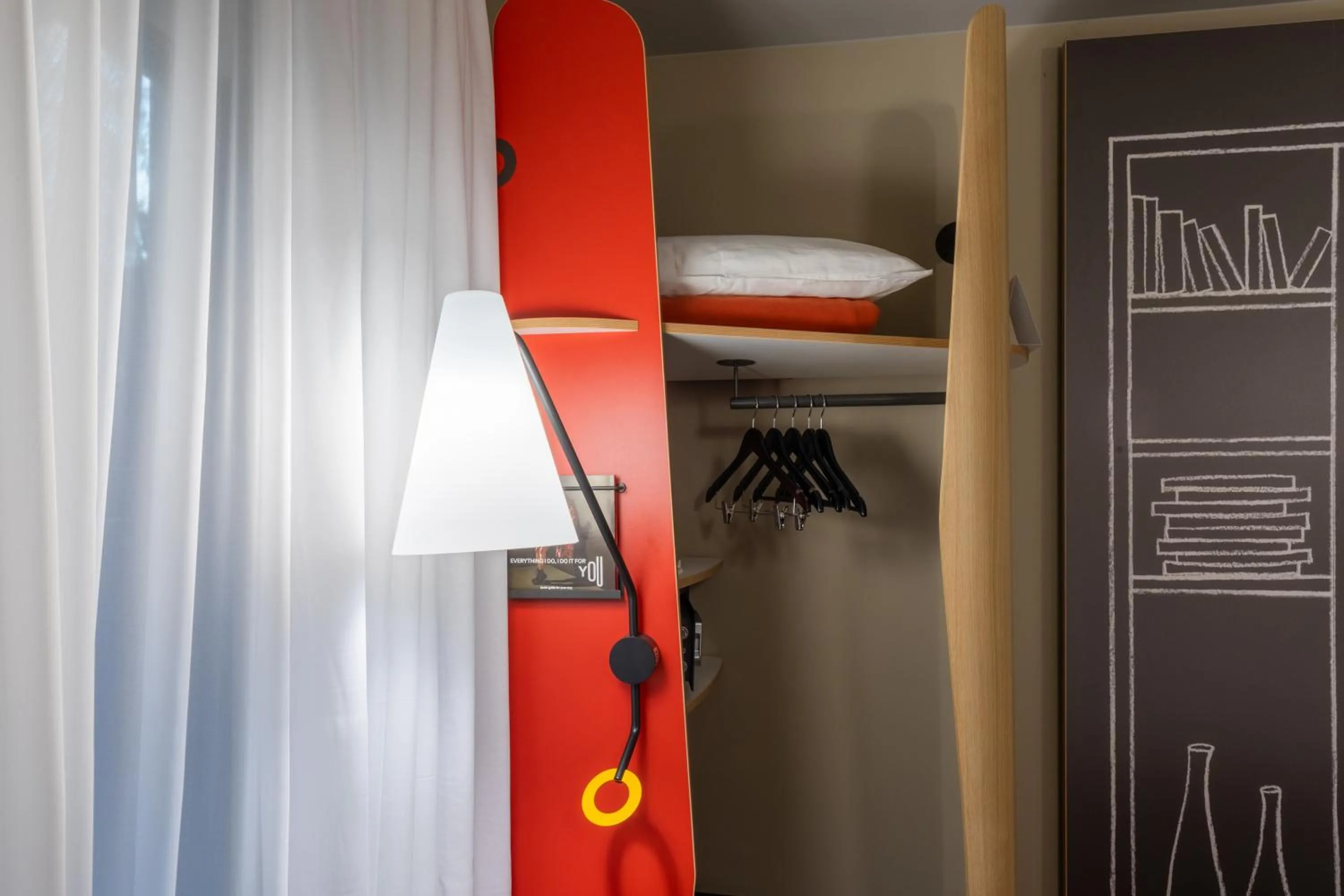 Area and facilities, Bed in ibis Tbilisi Stadium