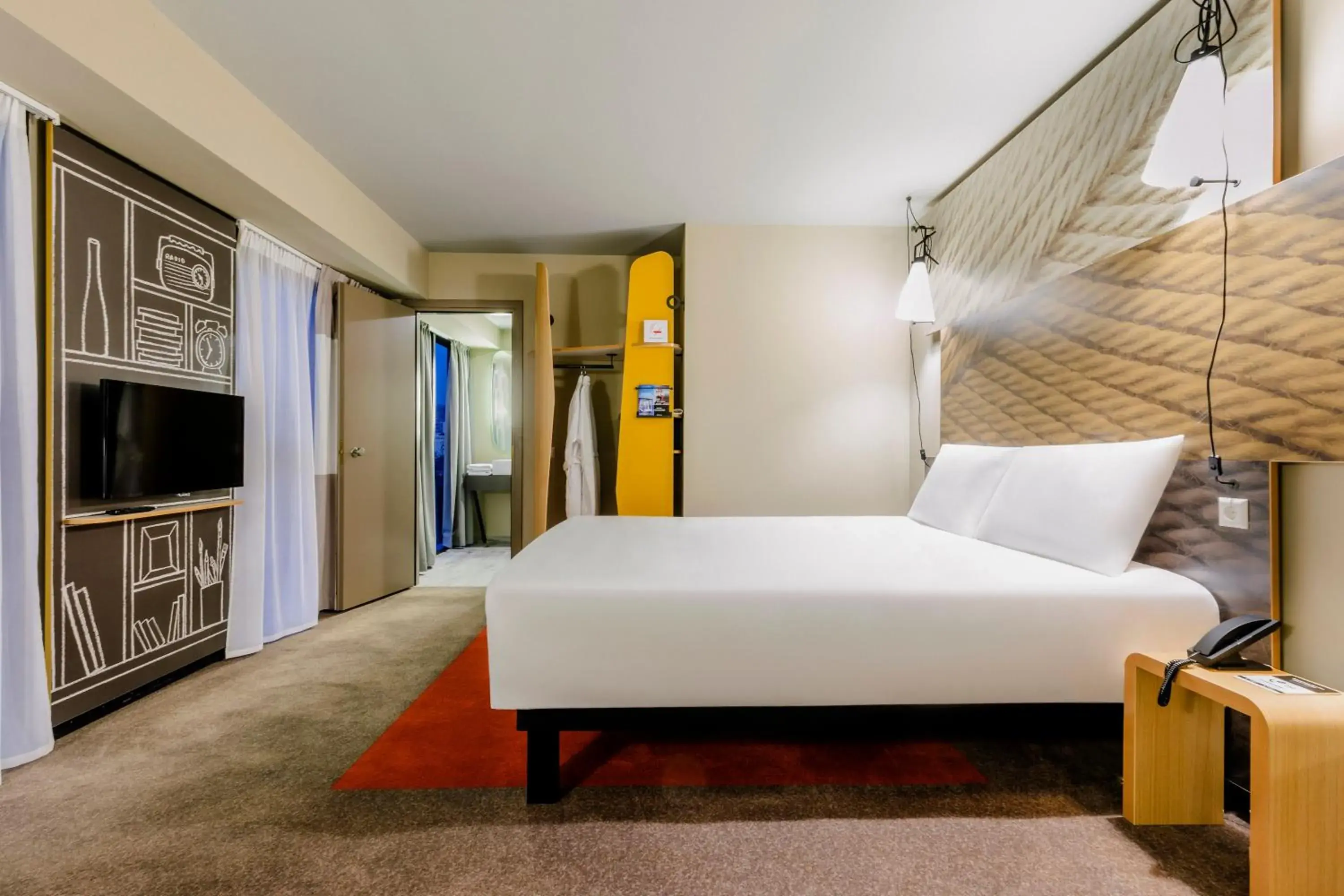 Facility for disabled guests, Bed in ibis Tbilisi Stadium Facility for disabled guests, Bed in ibis Tbilisi Stadium