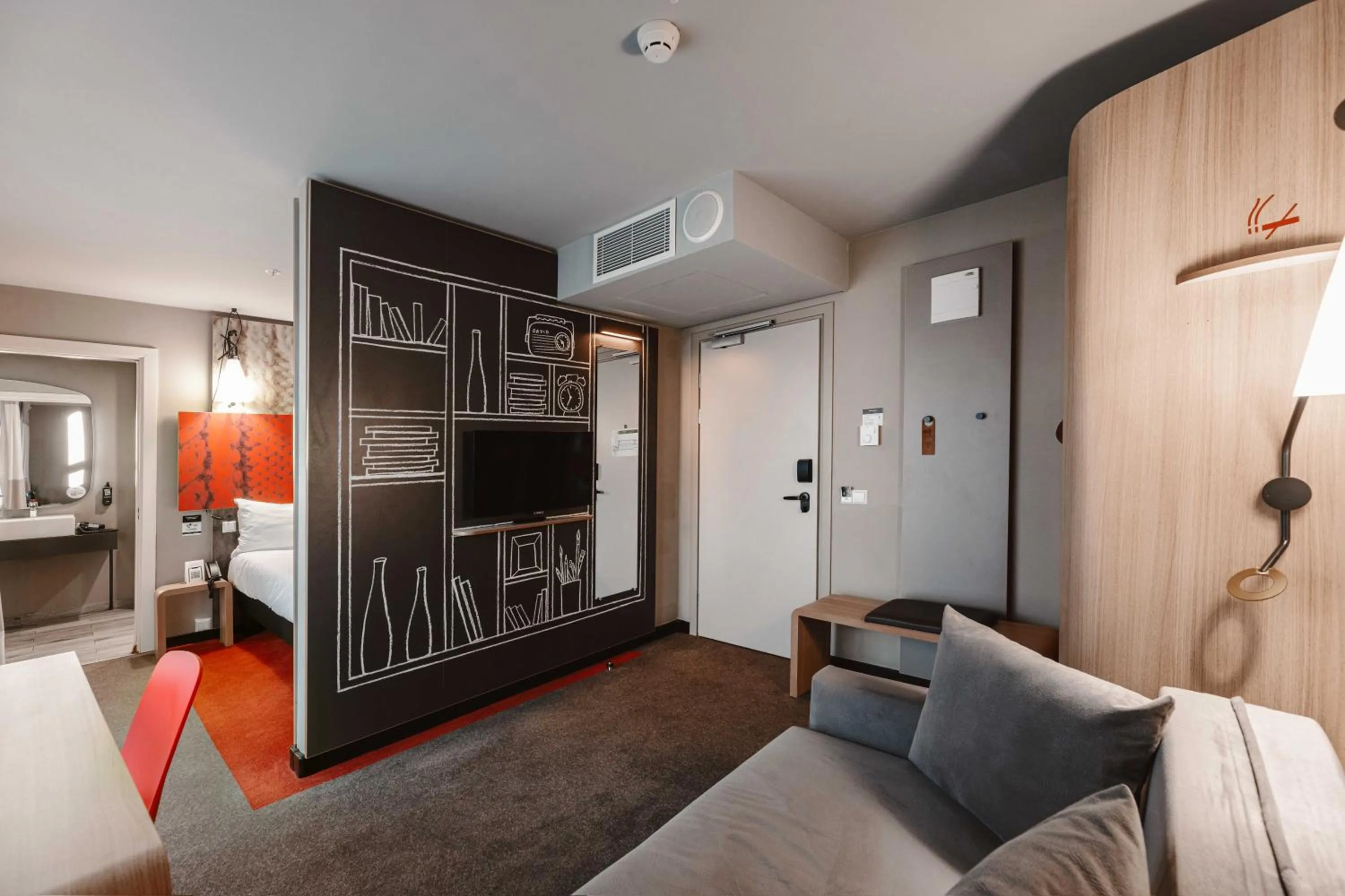 Living room, Bed in ibis Tbilisi Stadium