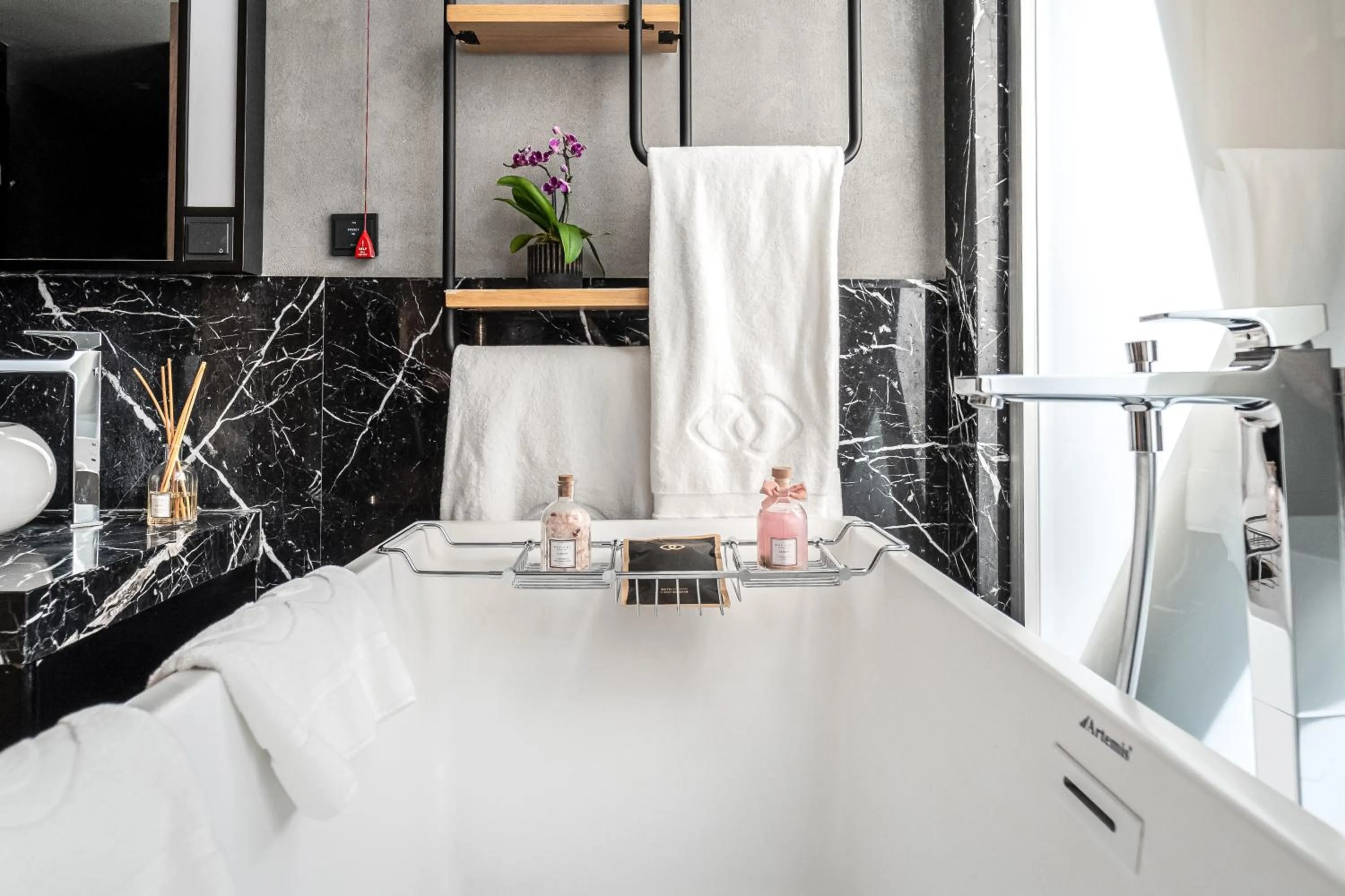 Bathroom in Sofitel Istanbul Taksim