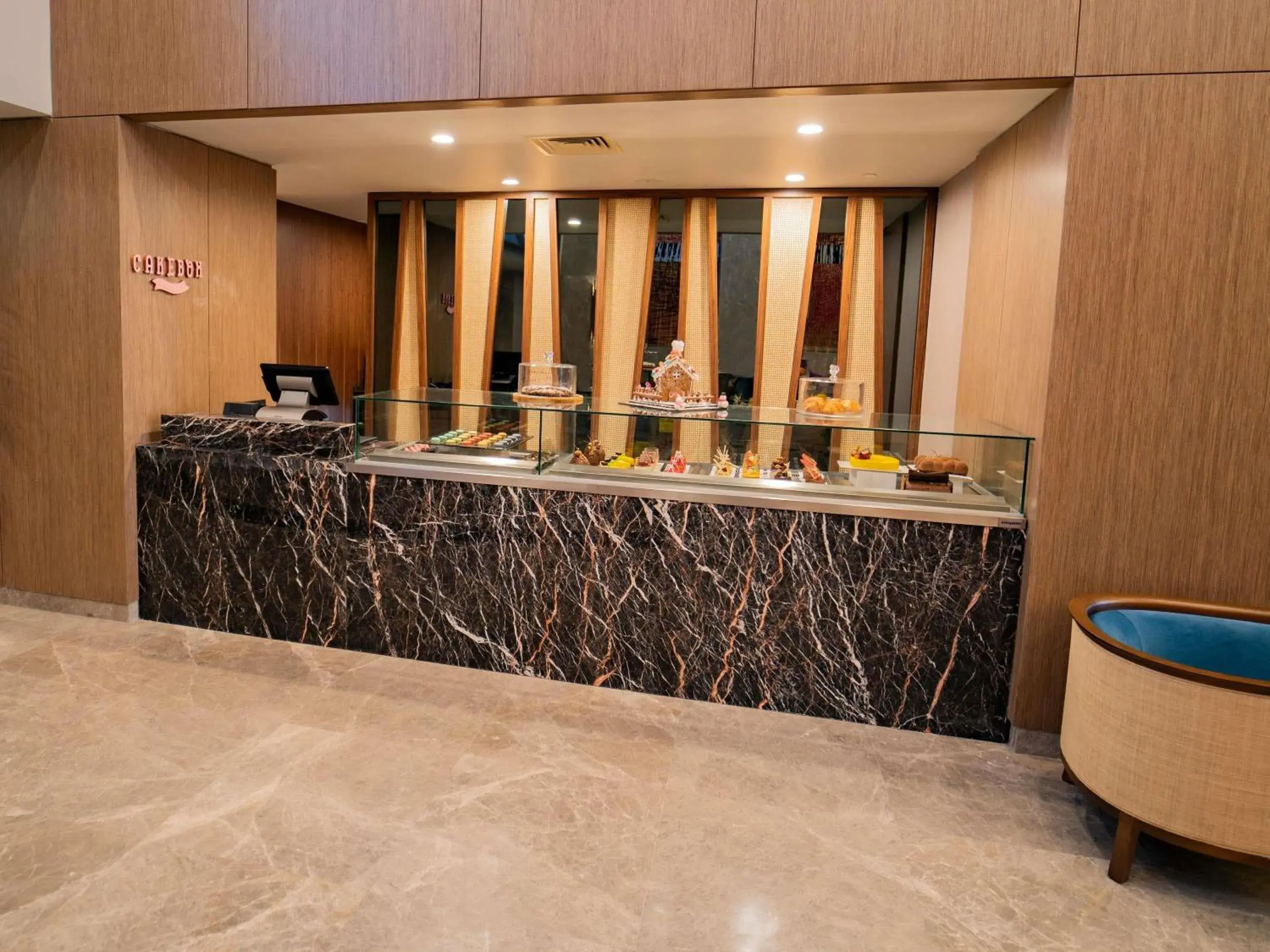 Restaurant/places to eat in Sofitel Istanbul Taksim Restaurant/places to eat in Sofitel Istanbul Taksim