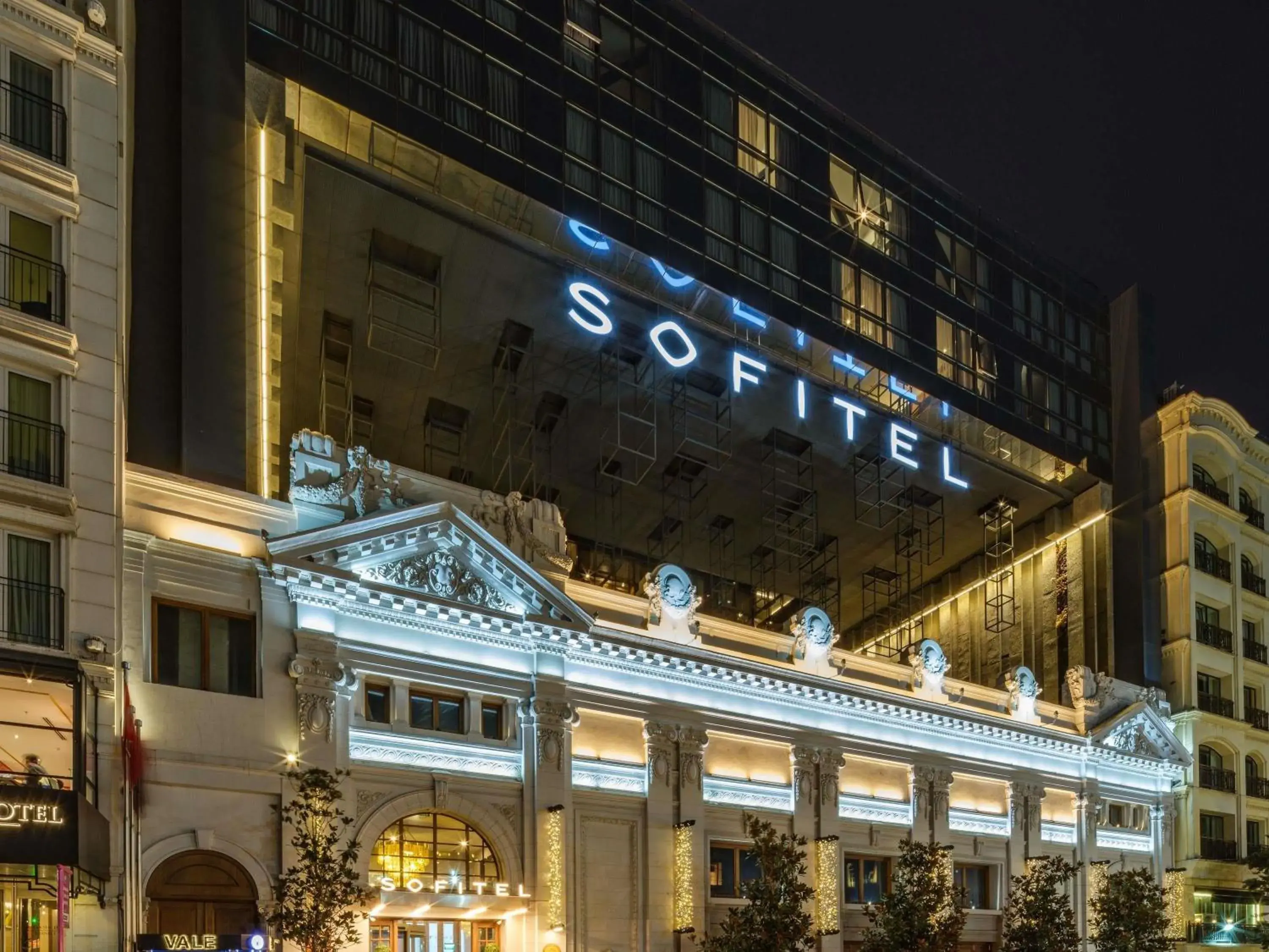 Property building in Sofitel Istanbul Taksim Property building in Sofitel Istanbul Taksim
