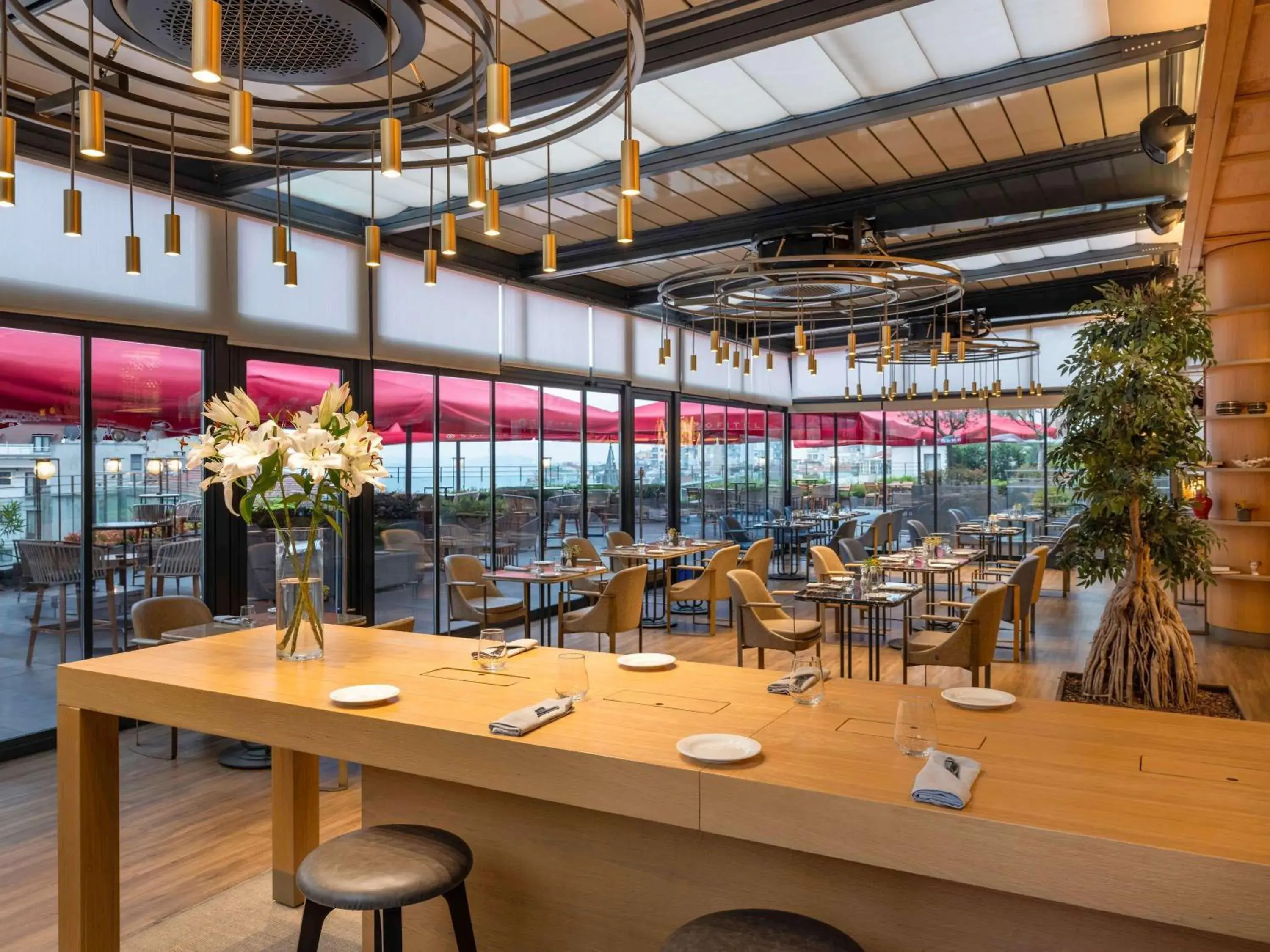 Restaurant/places to eat in Sofitel Istanbul Taksim Restaurant/places to eat in Sofitel Istanbul Taksim