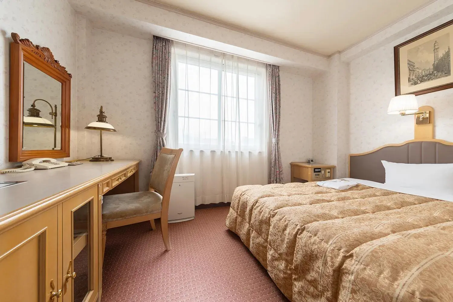 Photo of the whole room, Bed in Hiroshima Intelligent Hotel Stadium Mae Photo of the whole room, Bed in Hiroshima Intelligent Hotel Stadium Mae