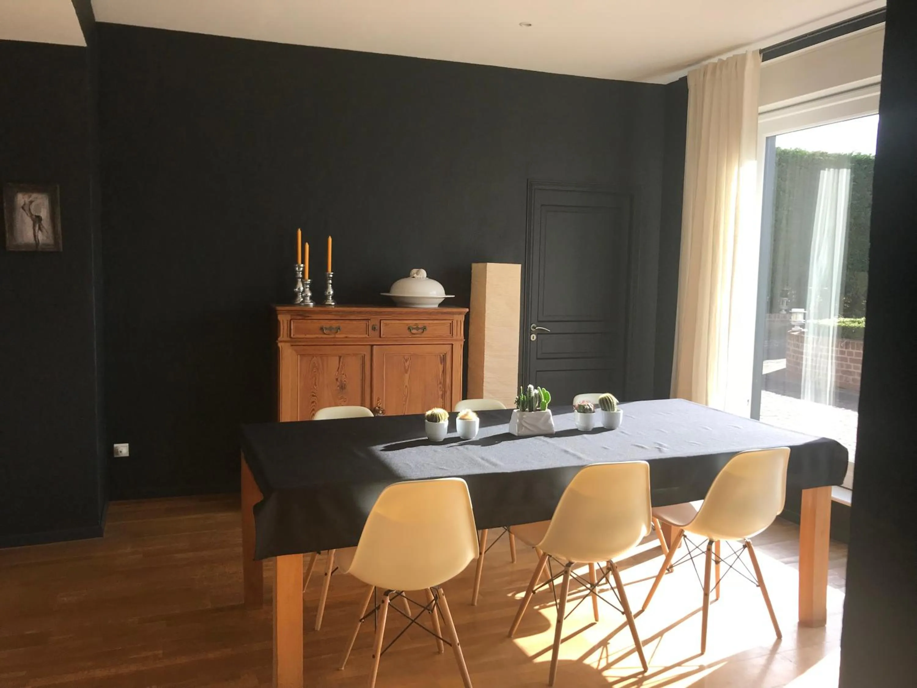 Dining area in Chambres d'Hôtes La Parenthèse