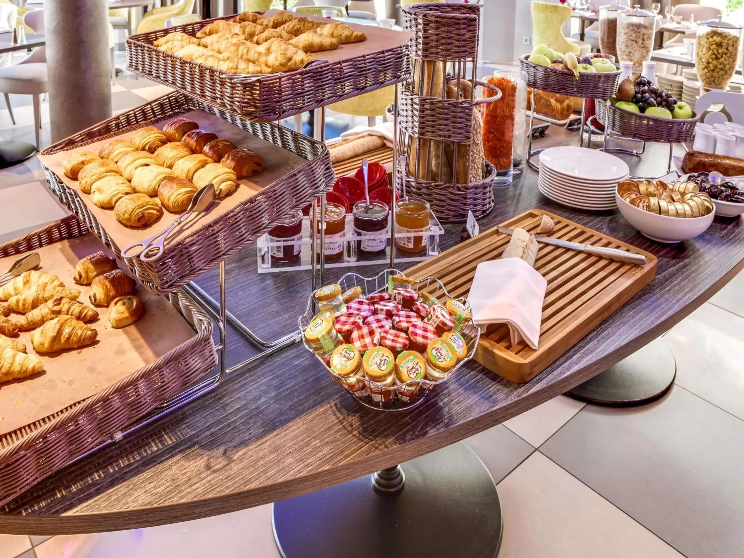 Breakfast in Novotel Orléans Saint Jean de Braye