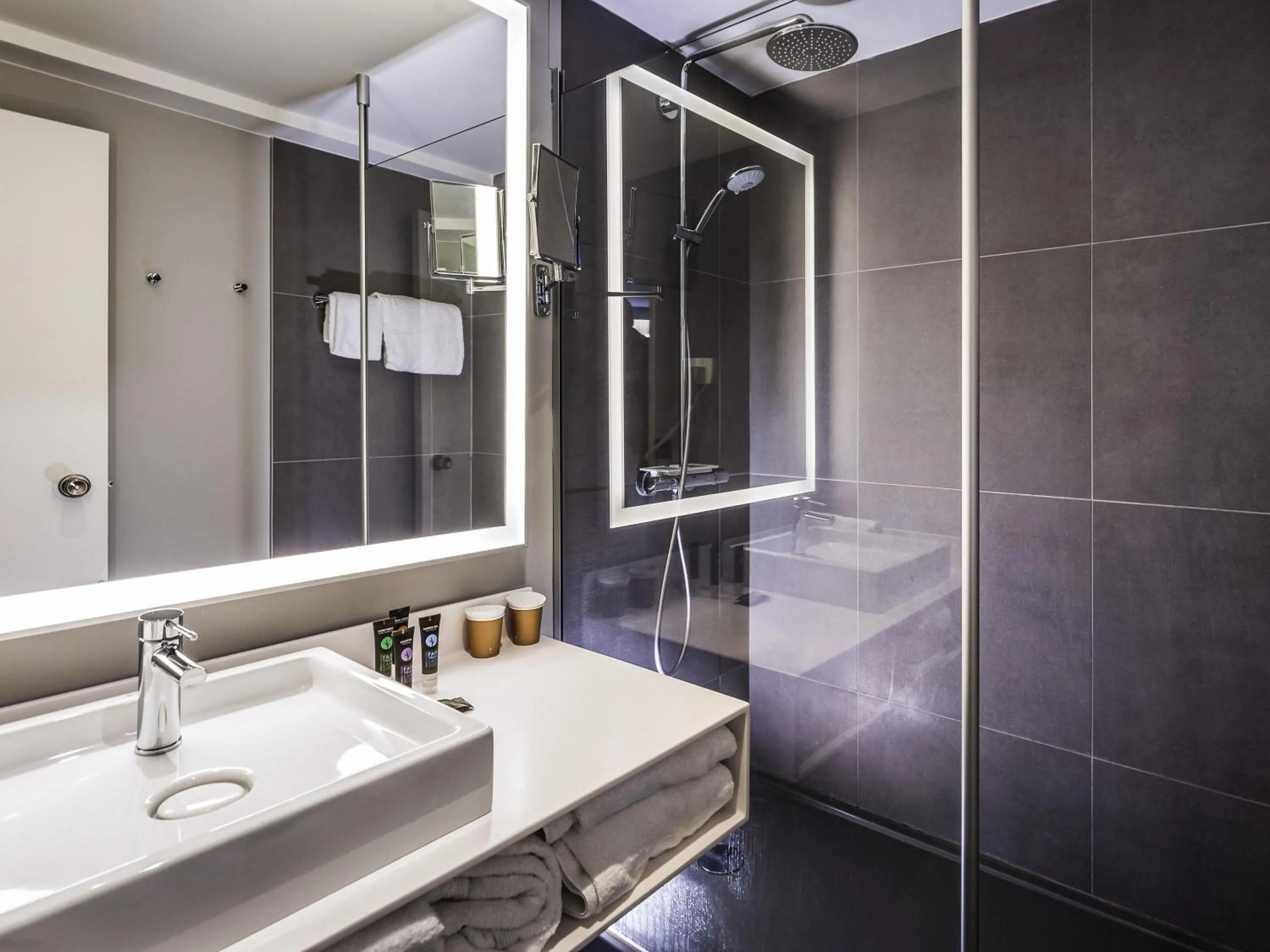 Bedroom in Novotel Orléans Saint Jean de Braye