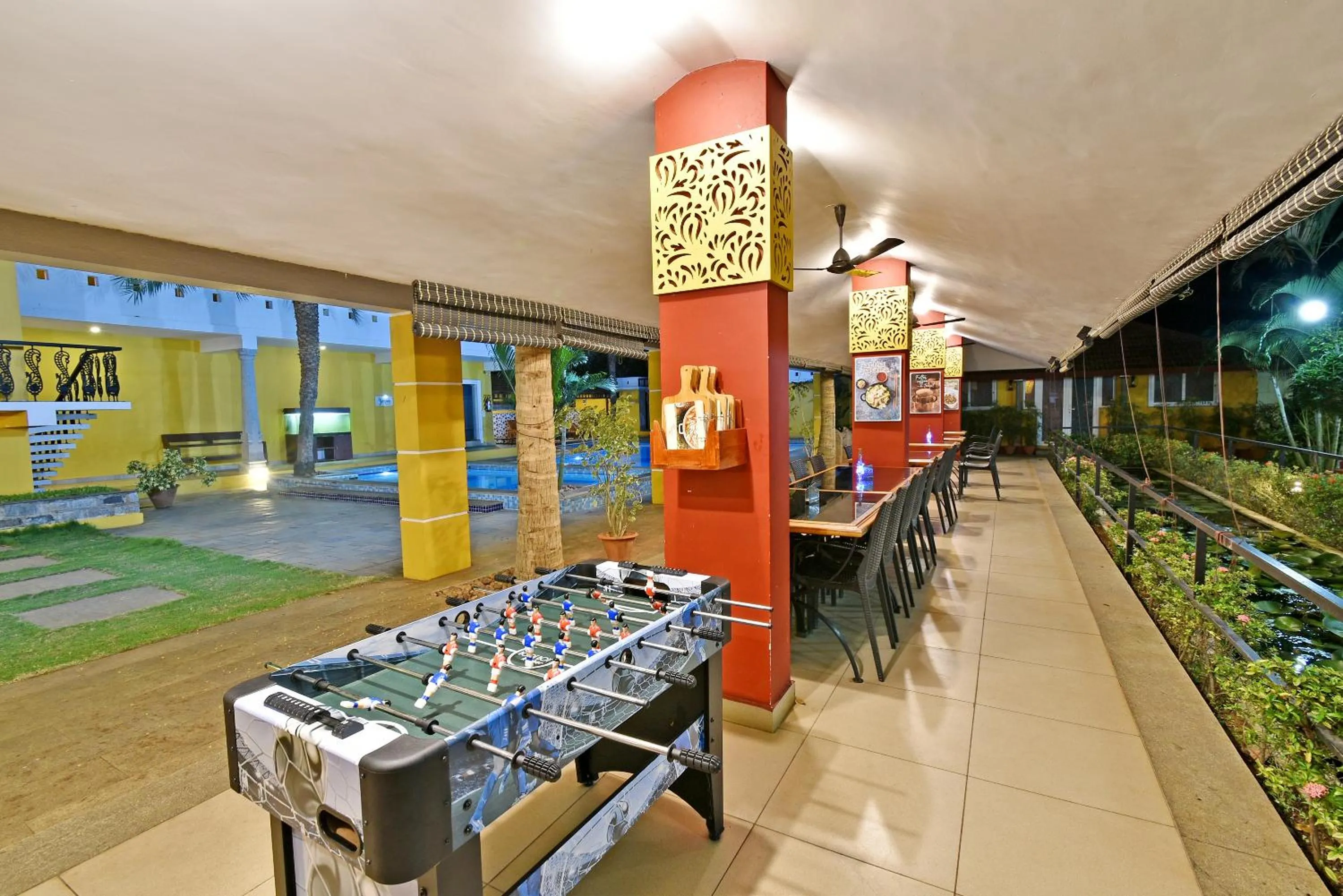 Game Room in Poppys Olive de' villa