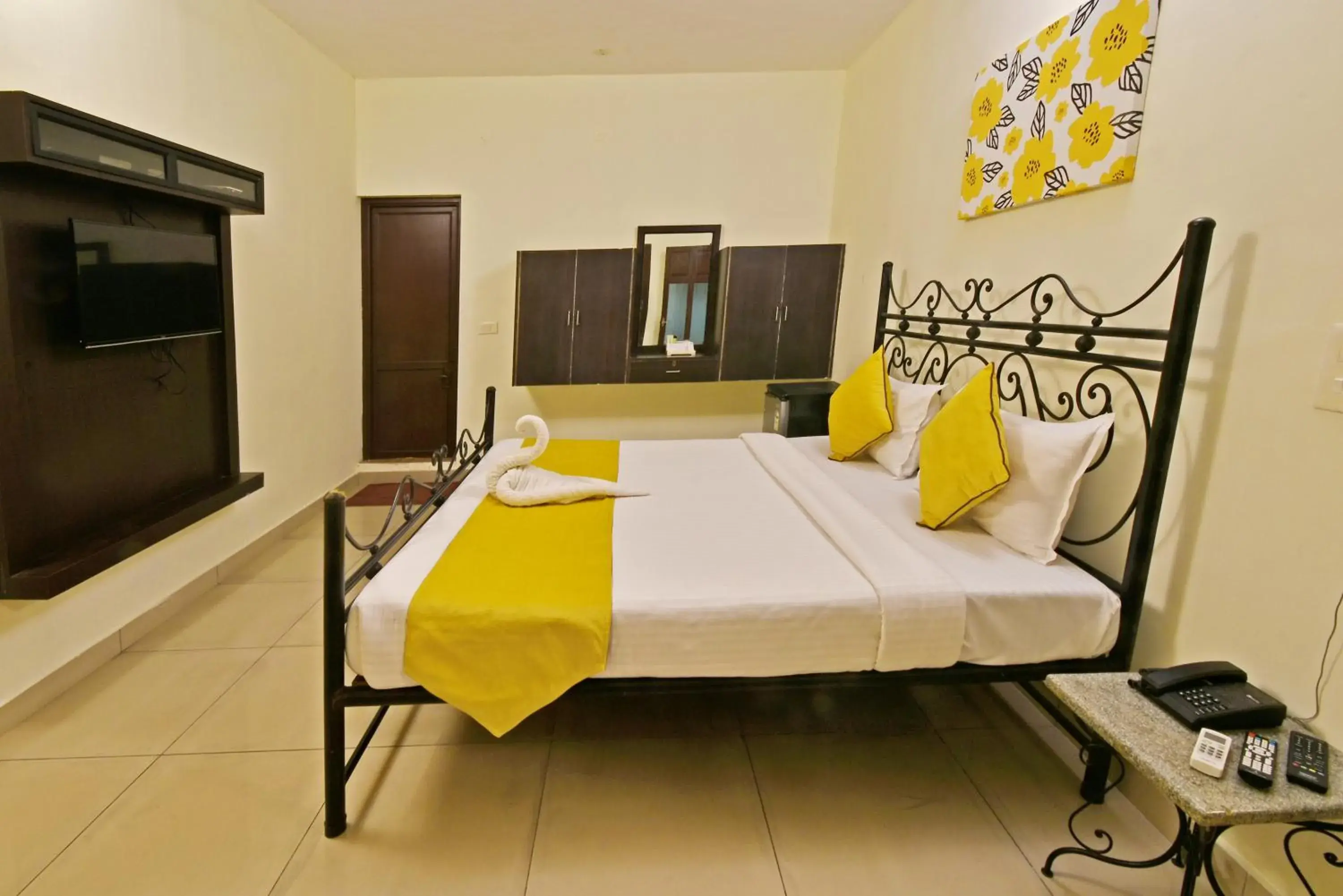 King Room with Balcony in Poppys Olive de' villa King Room with Balcony in Poppys Olive de' villa