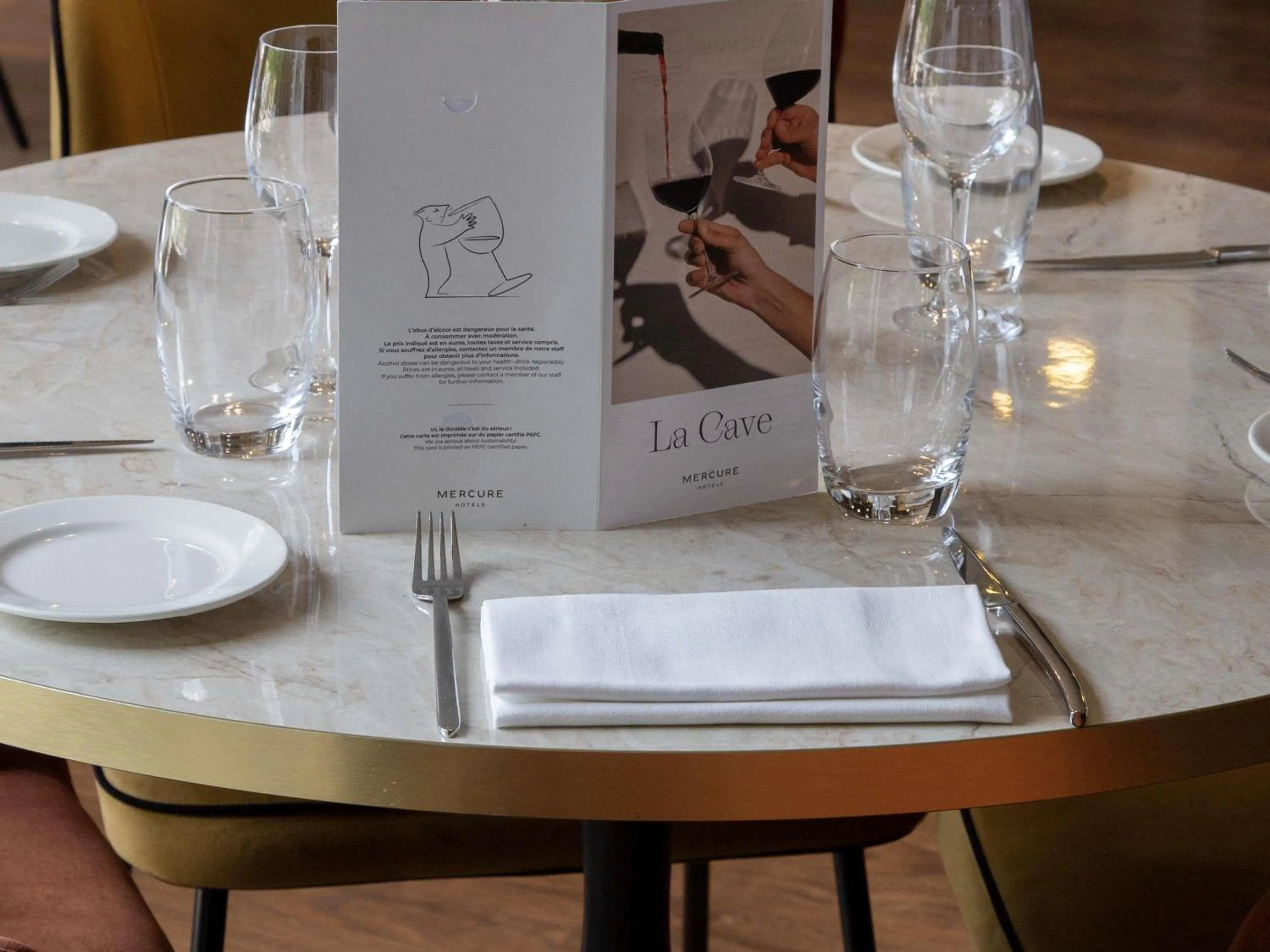 Restaurant/places to eat in Mercure Carcassonne La Cité