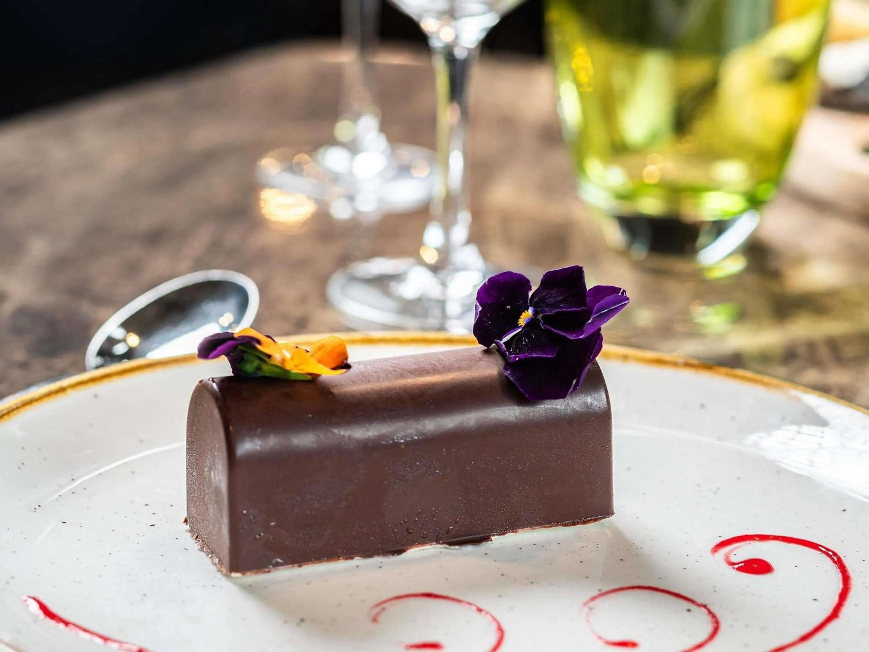 Restaurant/places to eat in Mercure Carcassonne La Cité