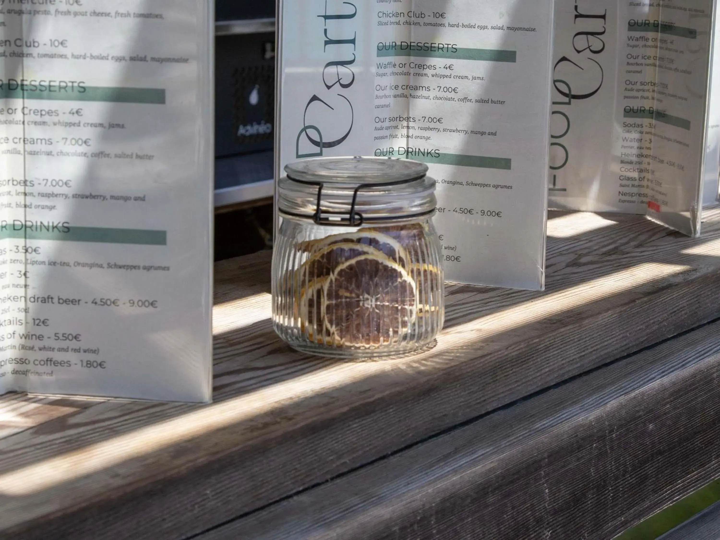 Pool view in Mercure Carcassonne La Cité Pool view in Mercure Carcassonne La Cité