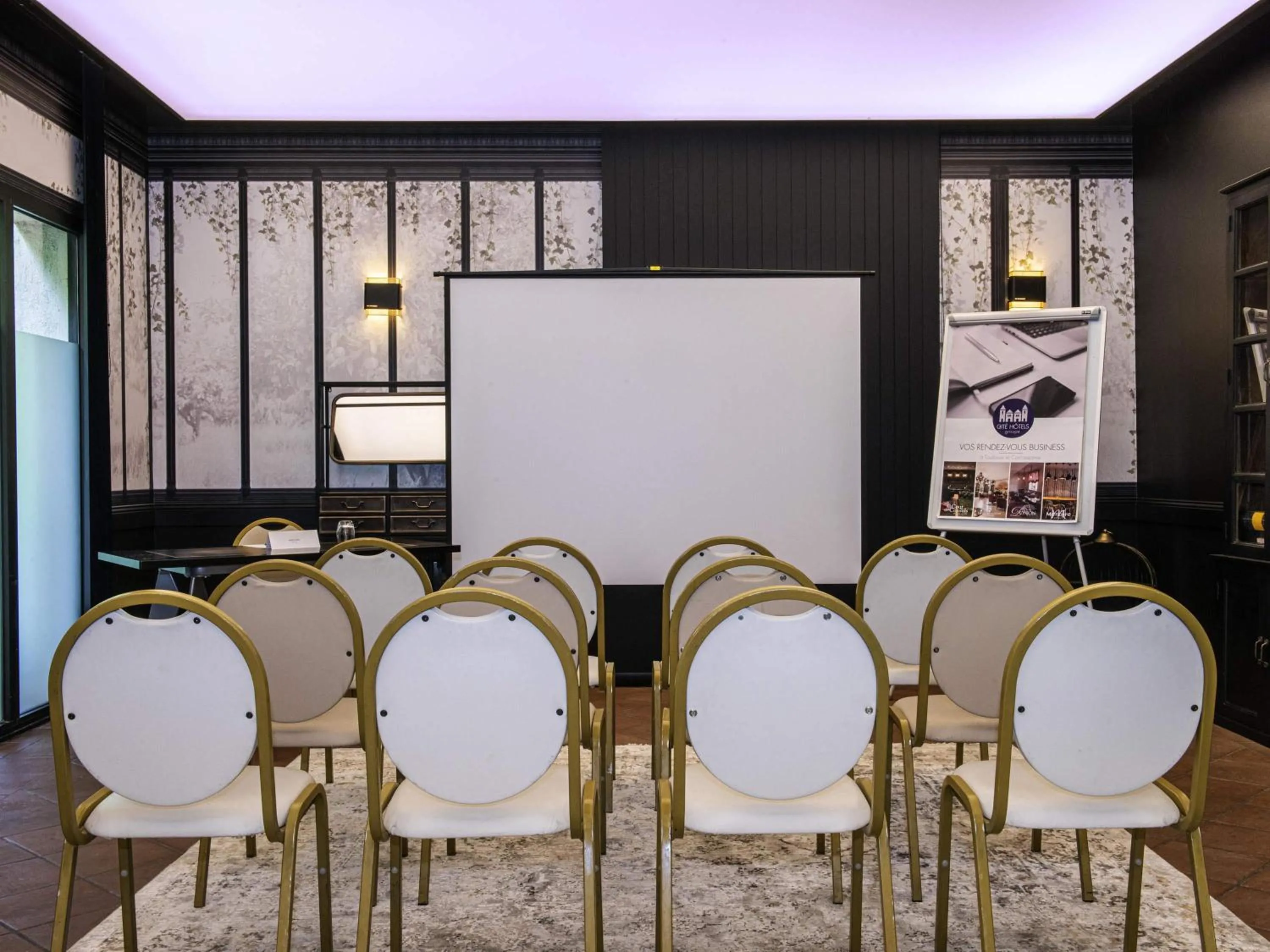 Meeting/conference room in Mercure Carcassonne La Cité