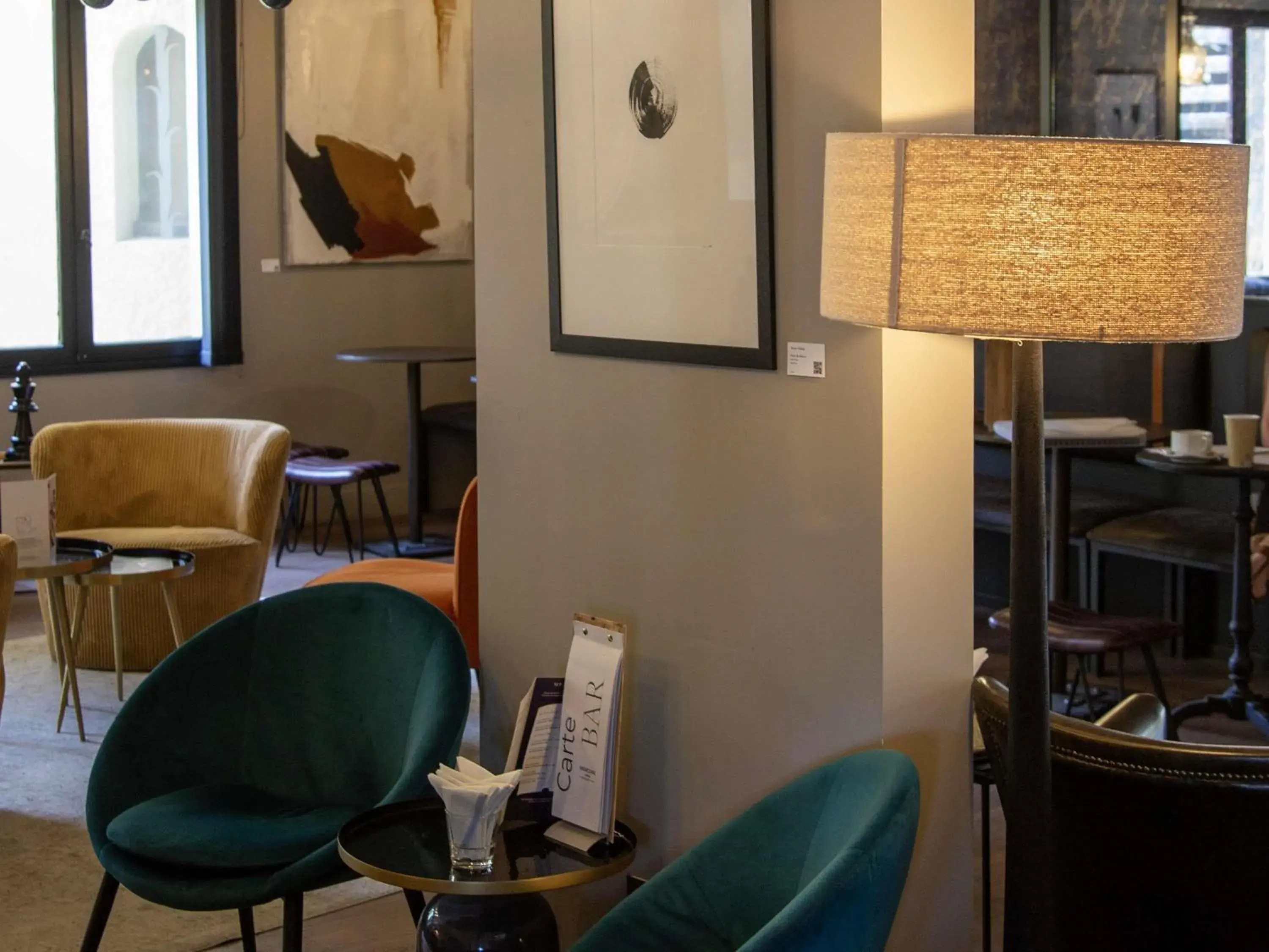 Lounge or bar in Mercure Carcassonne La Cité Lounge or bar in Mercure Carcassonne La Cité