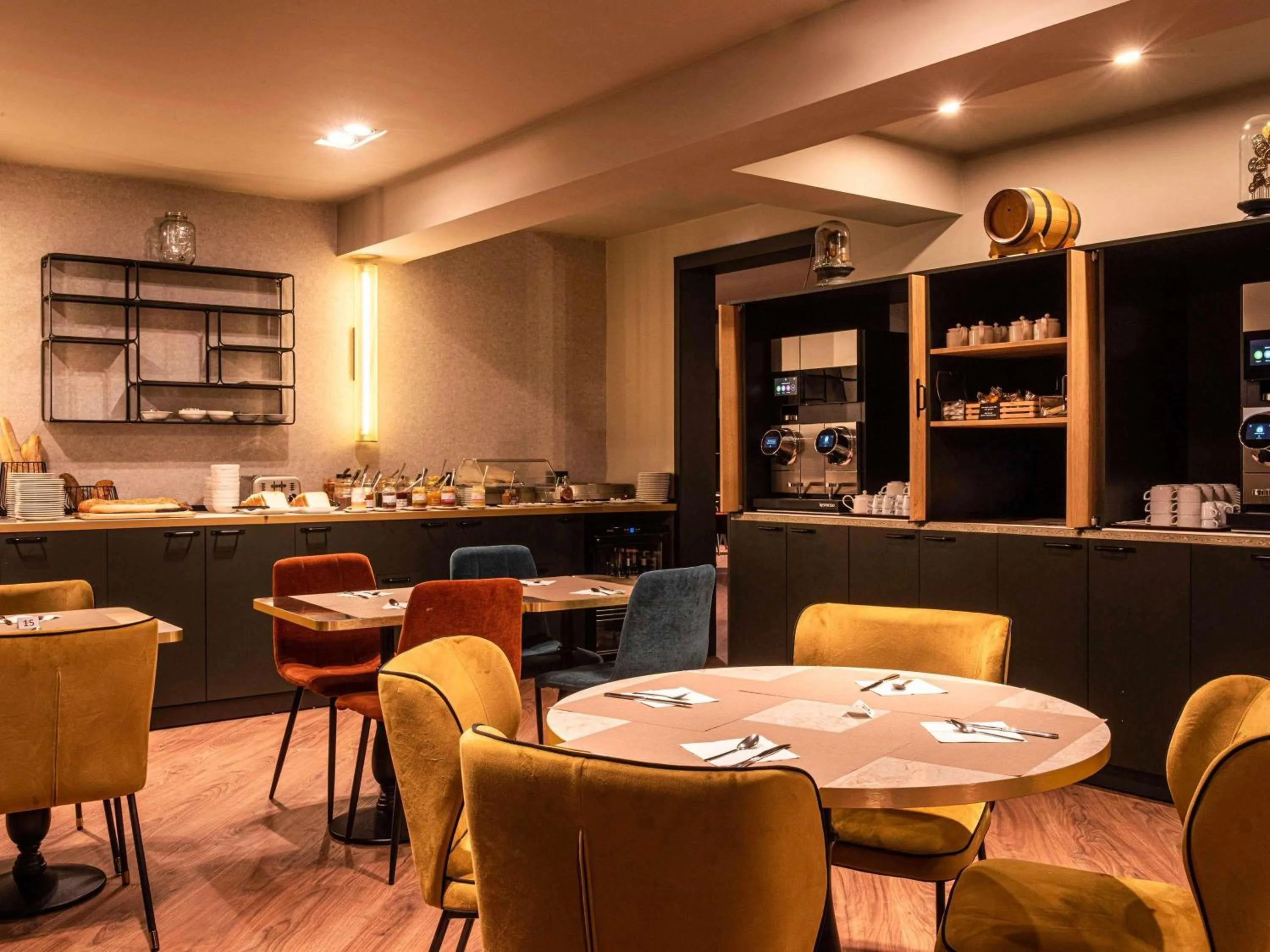 Breakfast in Mercure Carcassonne La Cité