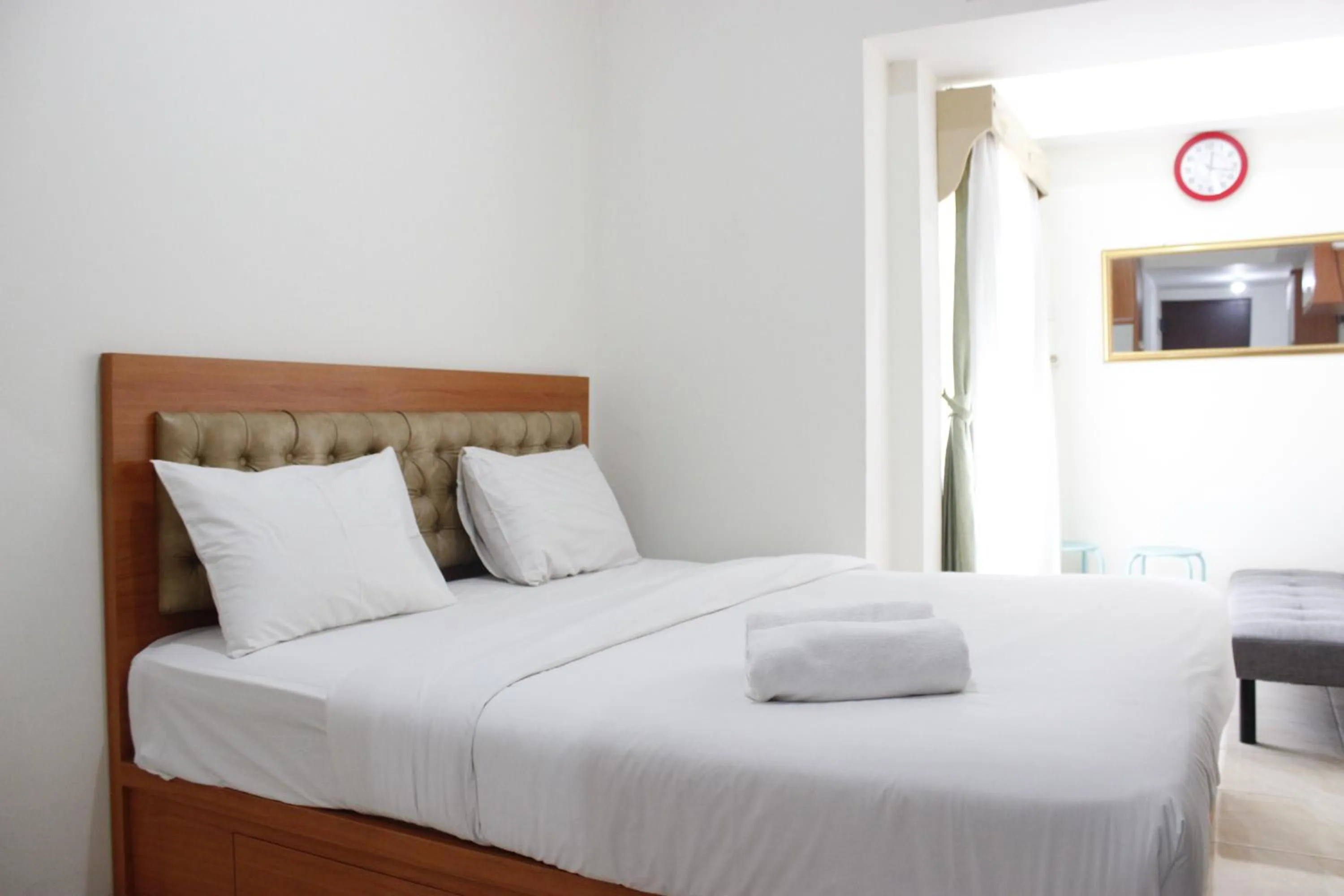 Bedroom, Bed in Compact Studio Tamansari Panoramic Apartment By Travelio