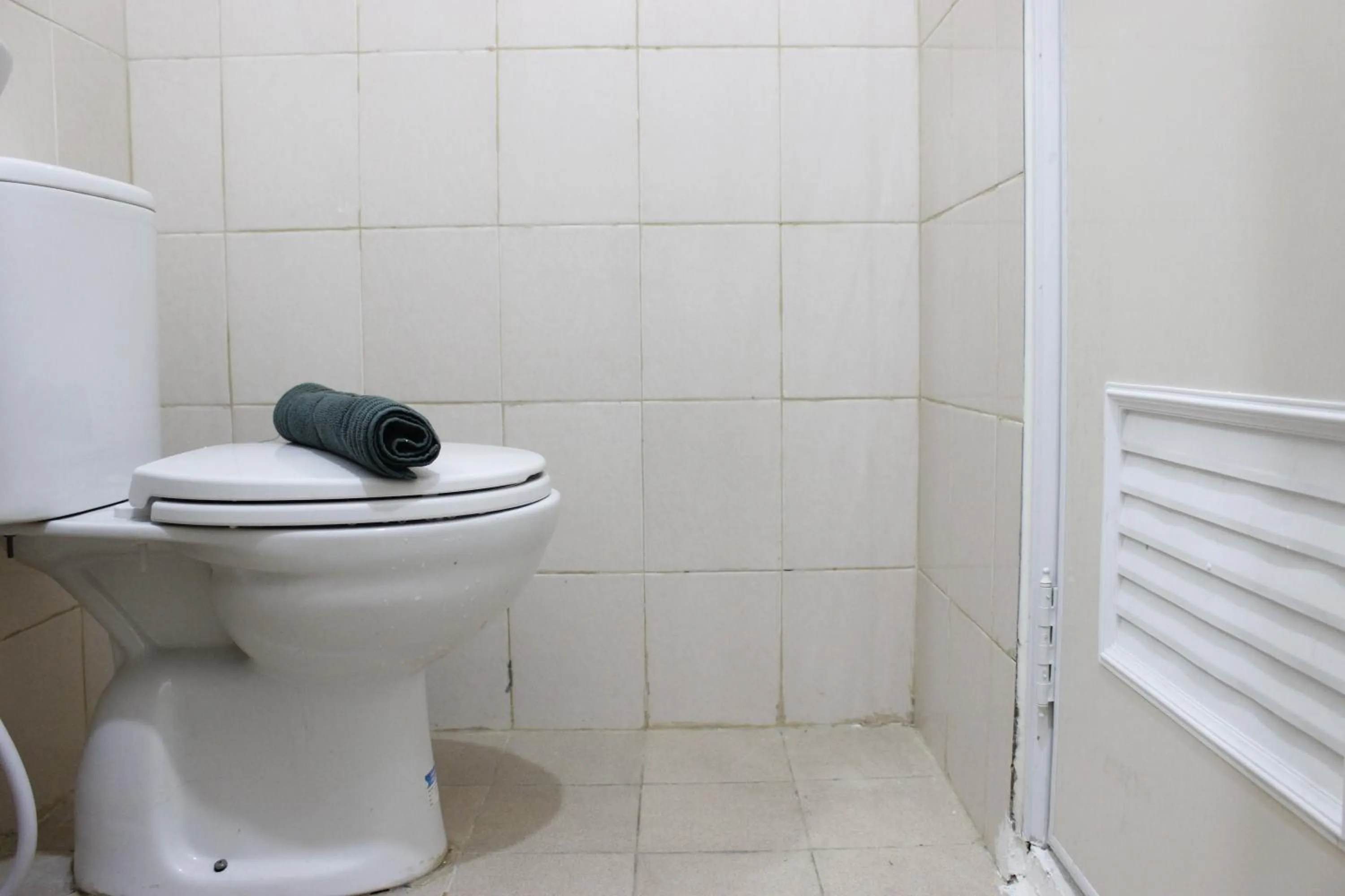 Compact Studio Tamansari Panoramic Apartment By Travelio