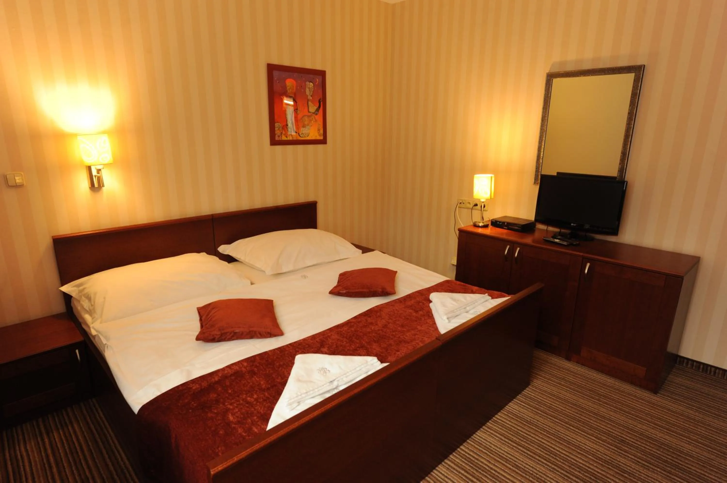 Photo of the whole room, Bed in Hotel Encian