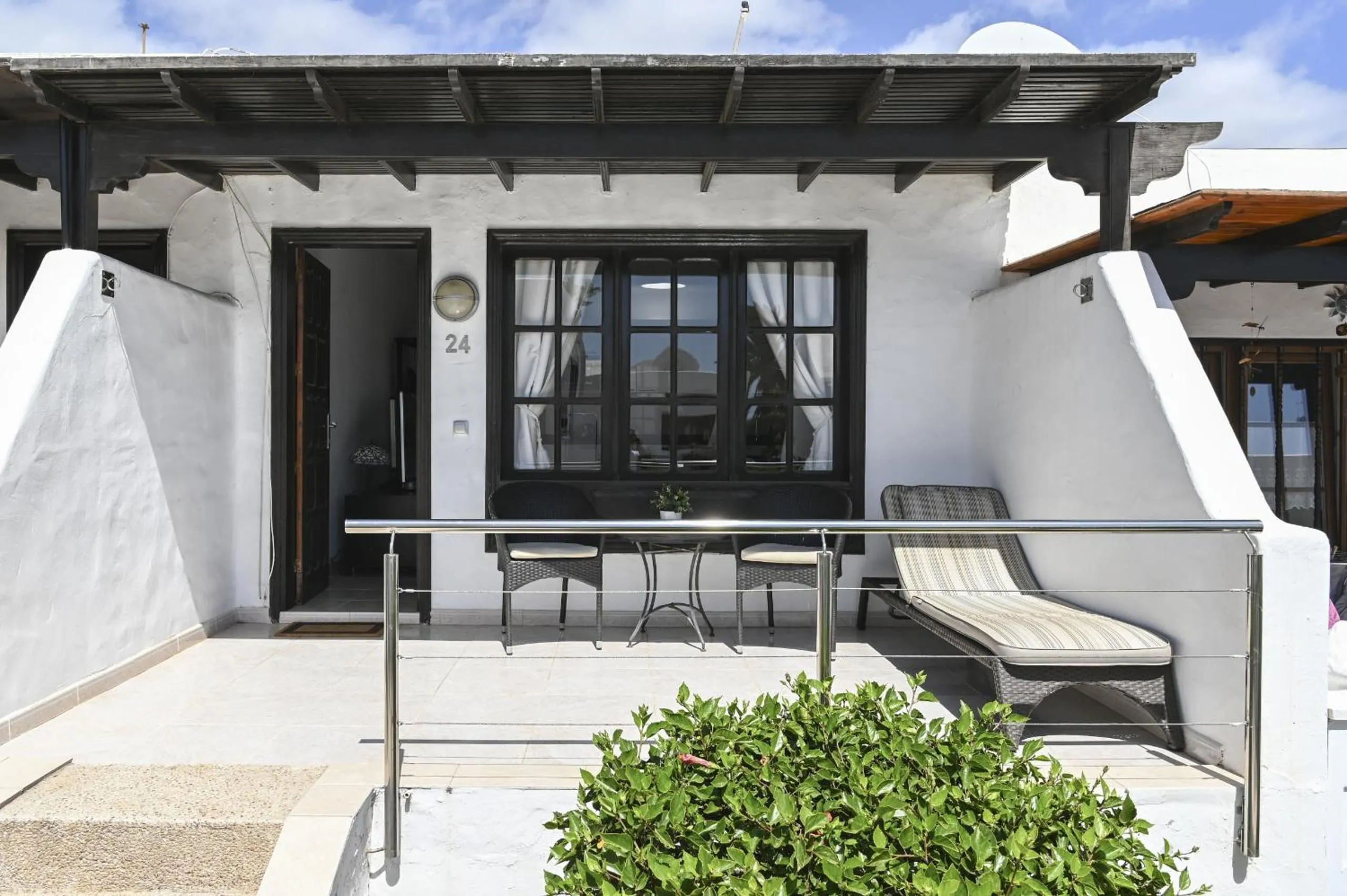 Property building in CASA BASTIAN 24