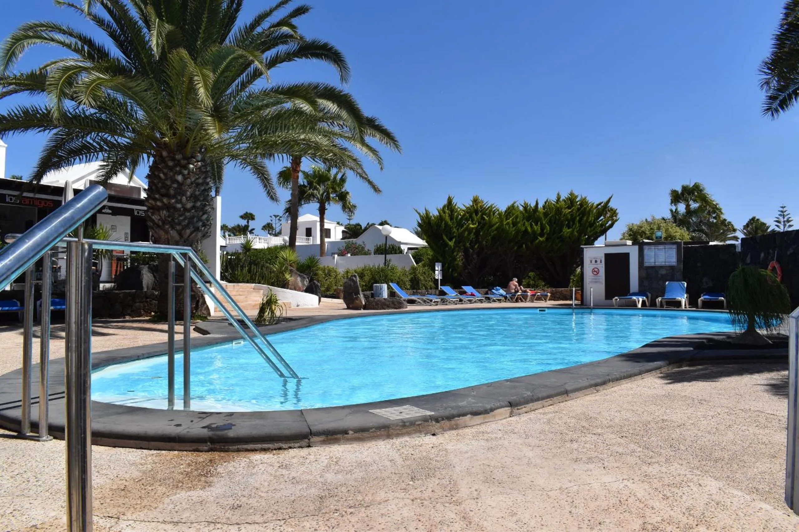 Swimming pool in CASA BASTIAN 24