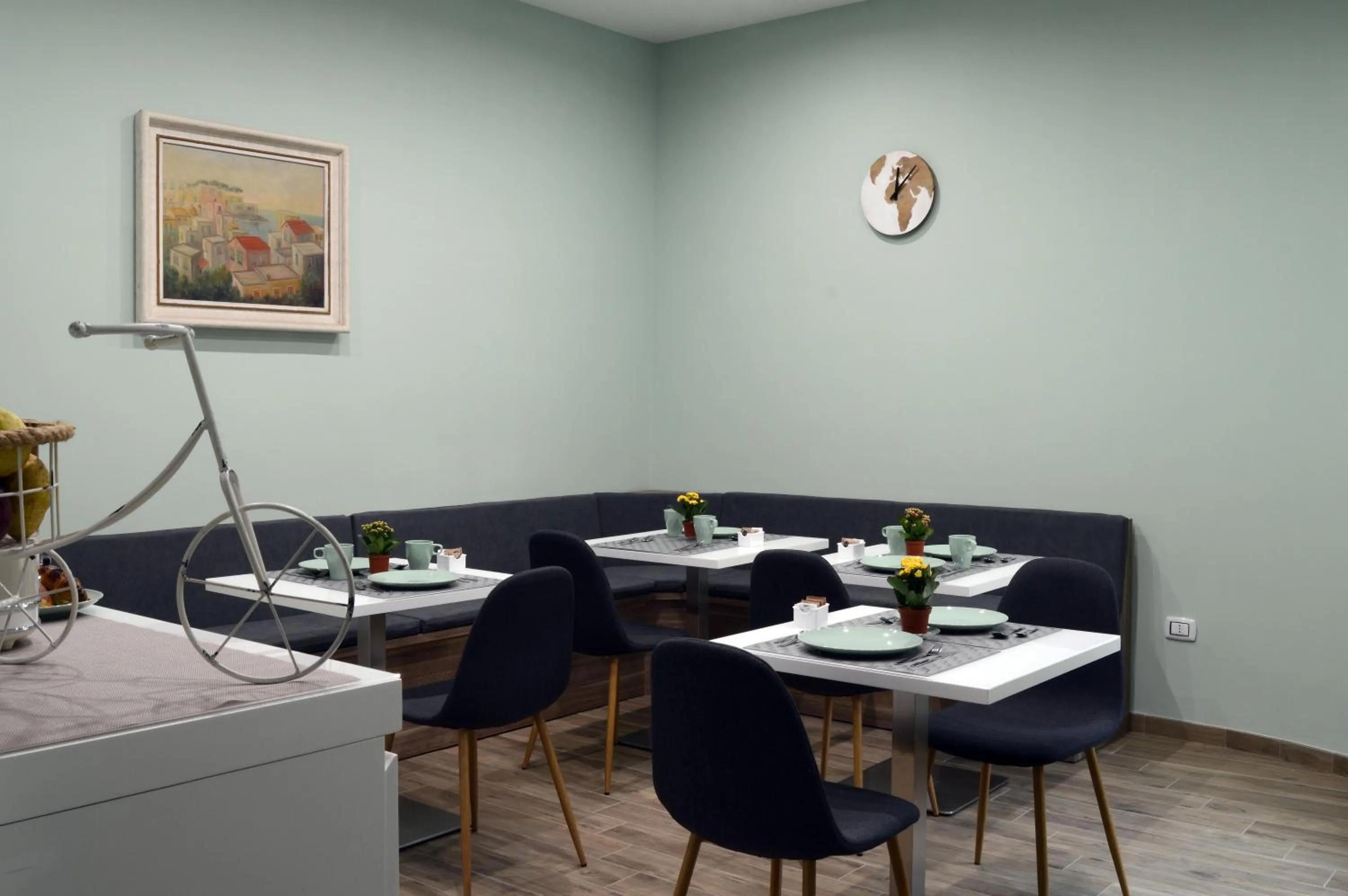 Breakfast in Napoliseason Rooms & Breakfast