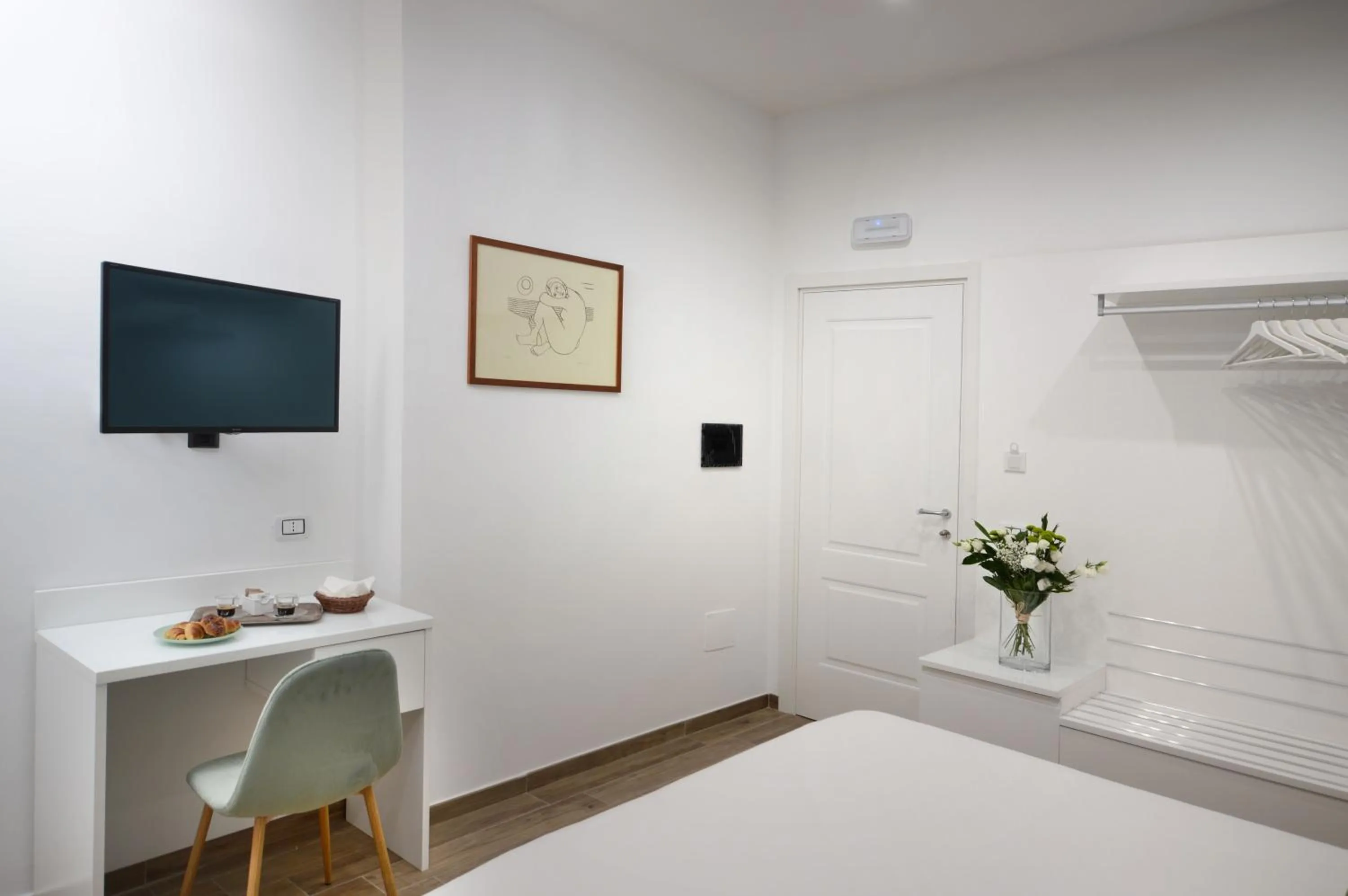 Photo of the whole room, Bed in Napoliseason Rooms & Breakfast