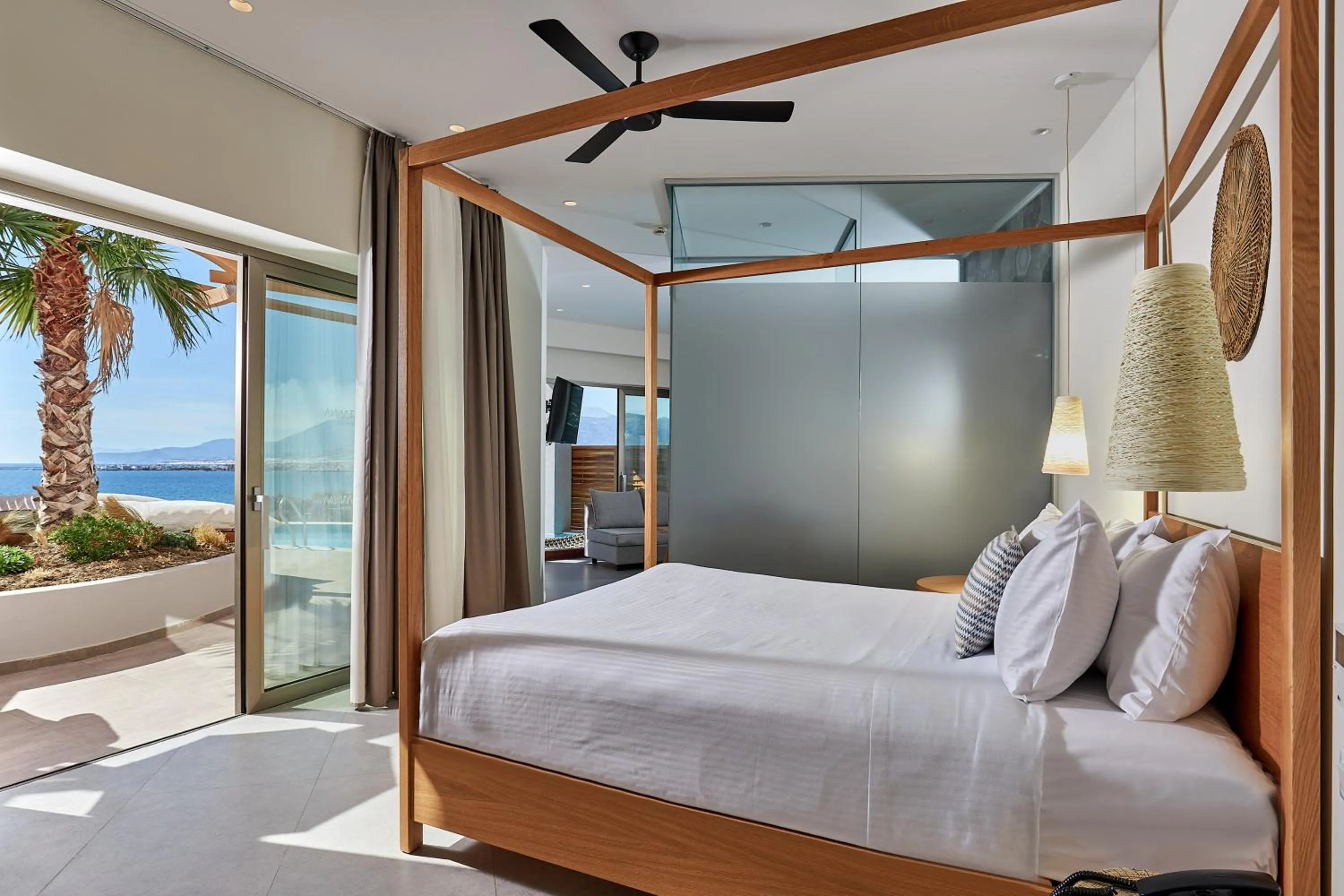 Bed in Enorme Santanna Beach