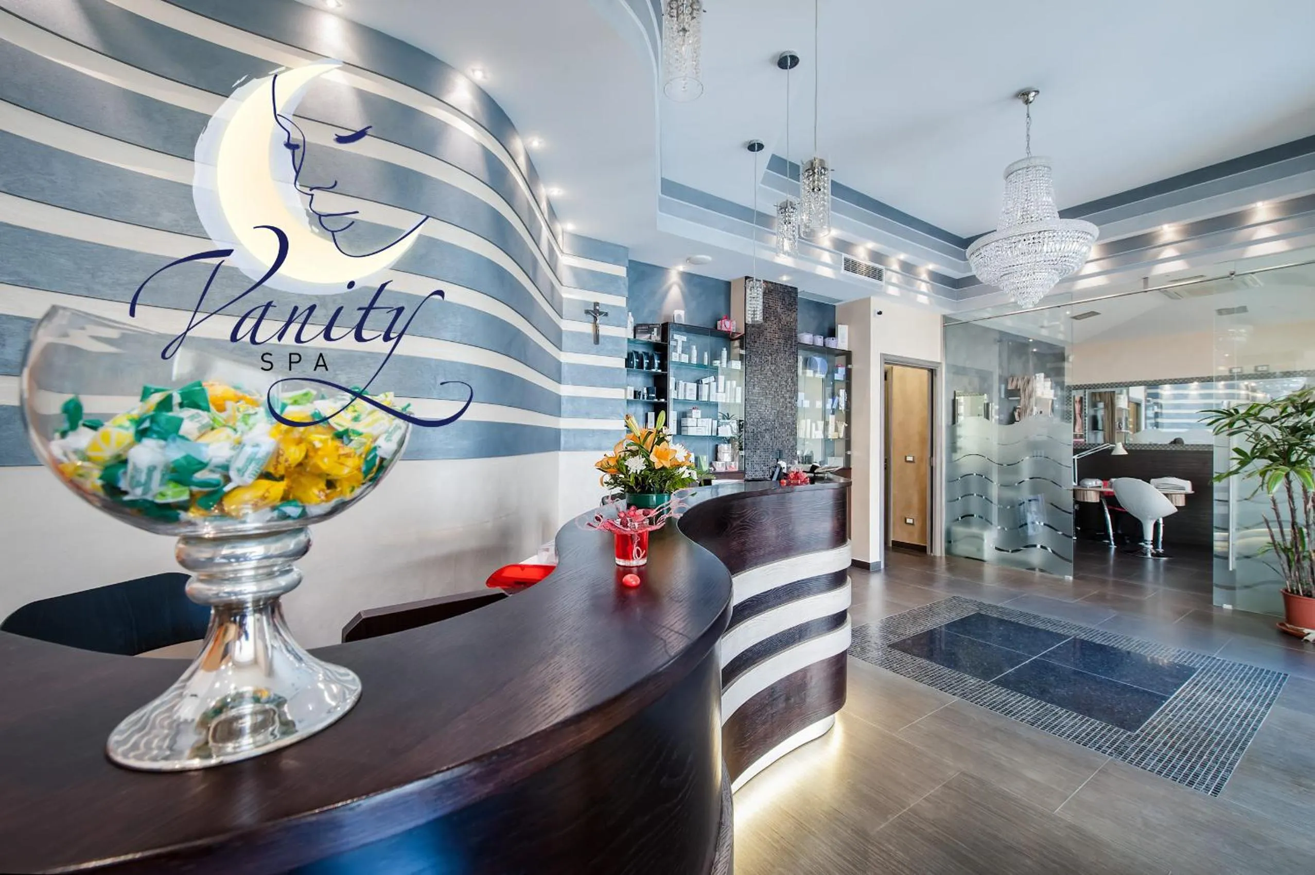 Lobby or reception in Vanity SPA