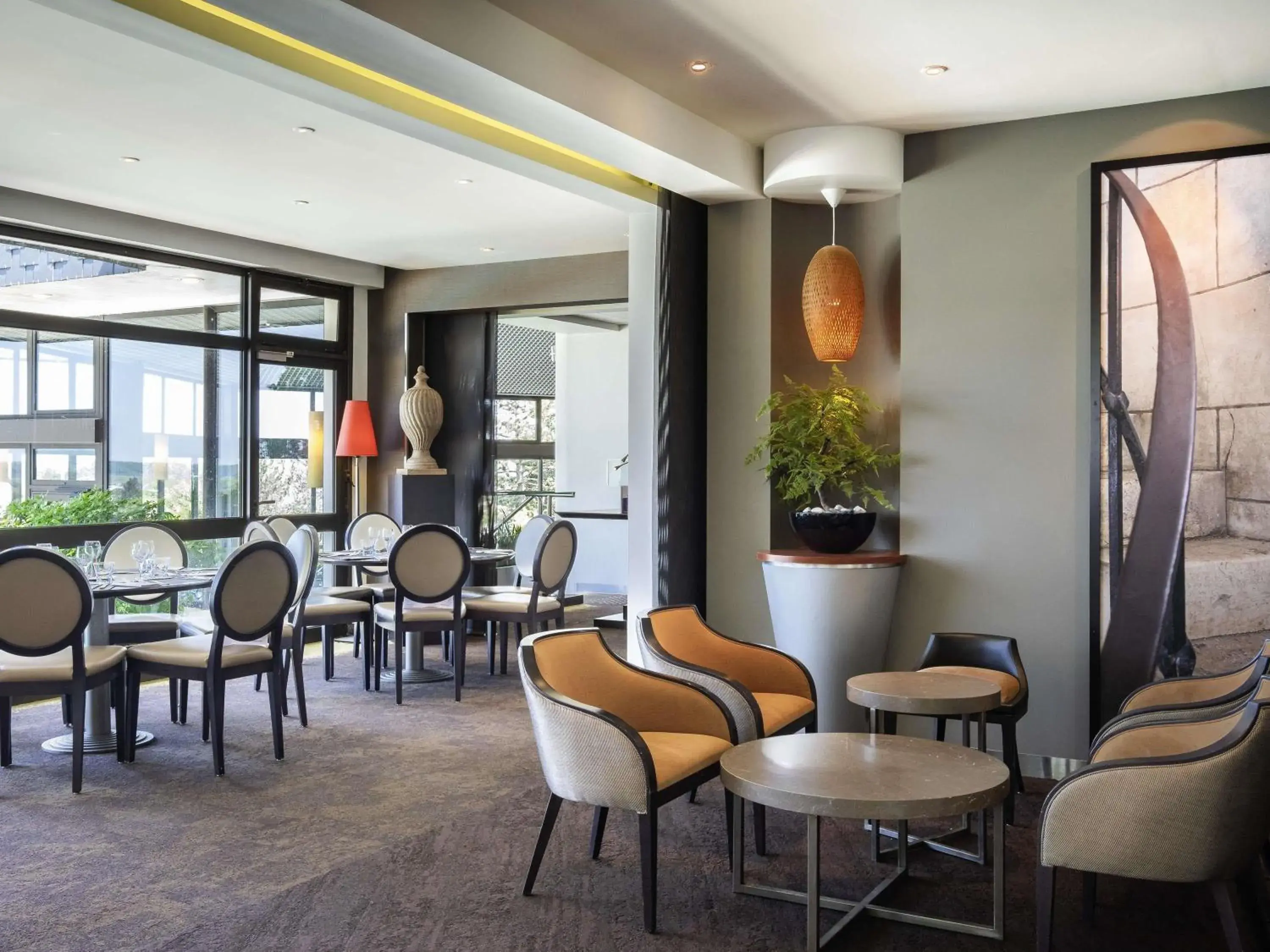 Restaurant/places to eat in Novotel Amboise Restaurant/places to eat in Novotel Amboise