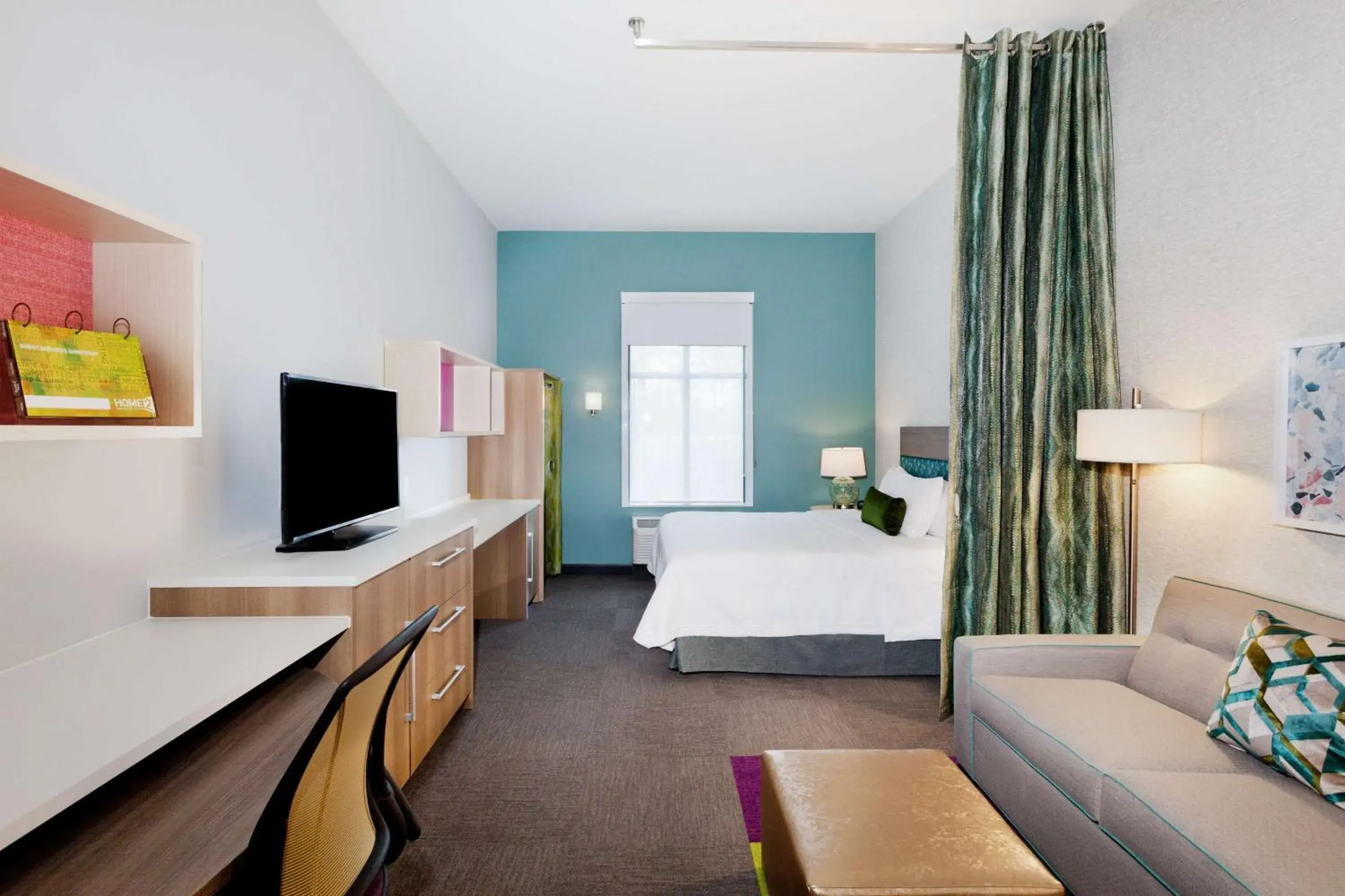 Bedroom, Bed in Home2 Suites By Hilton Alpharetta, Ga Bedroom, Bed in Home2 Suites By Hilton Alpharetta, Ga