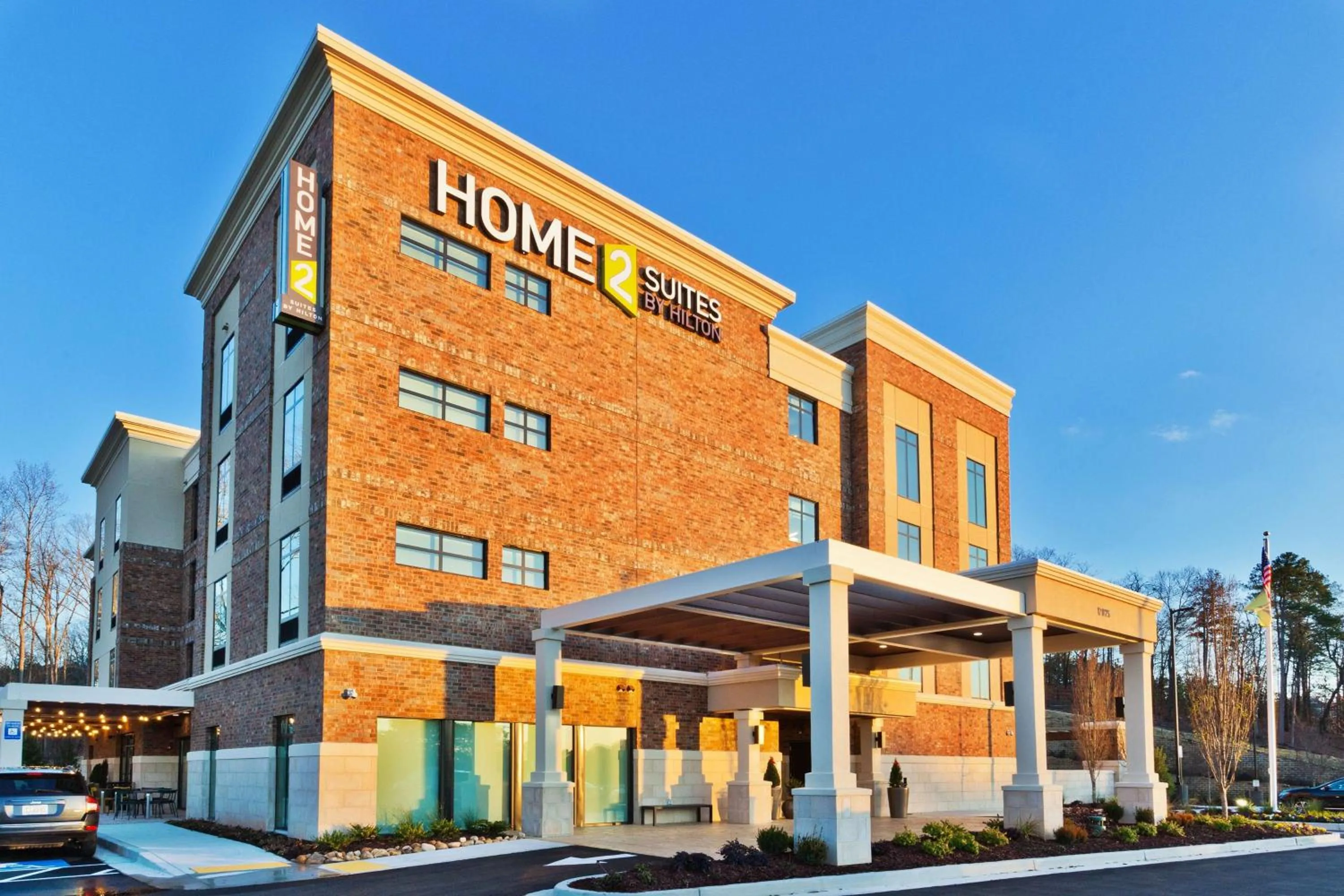 Property building in Home2 Suites By Hilton Alpharetta, Ga