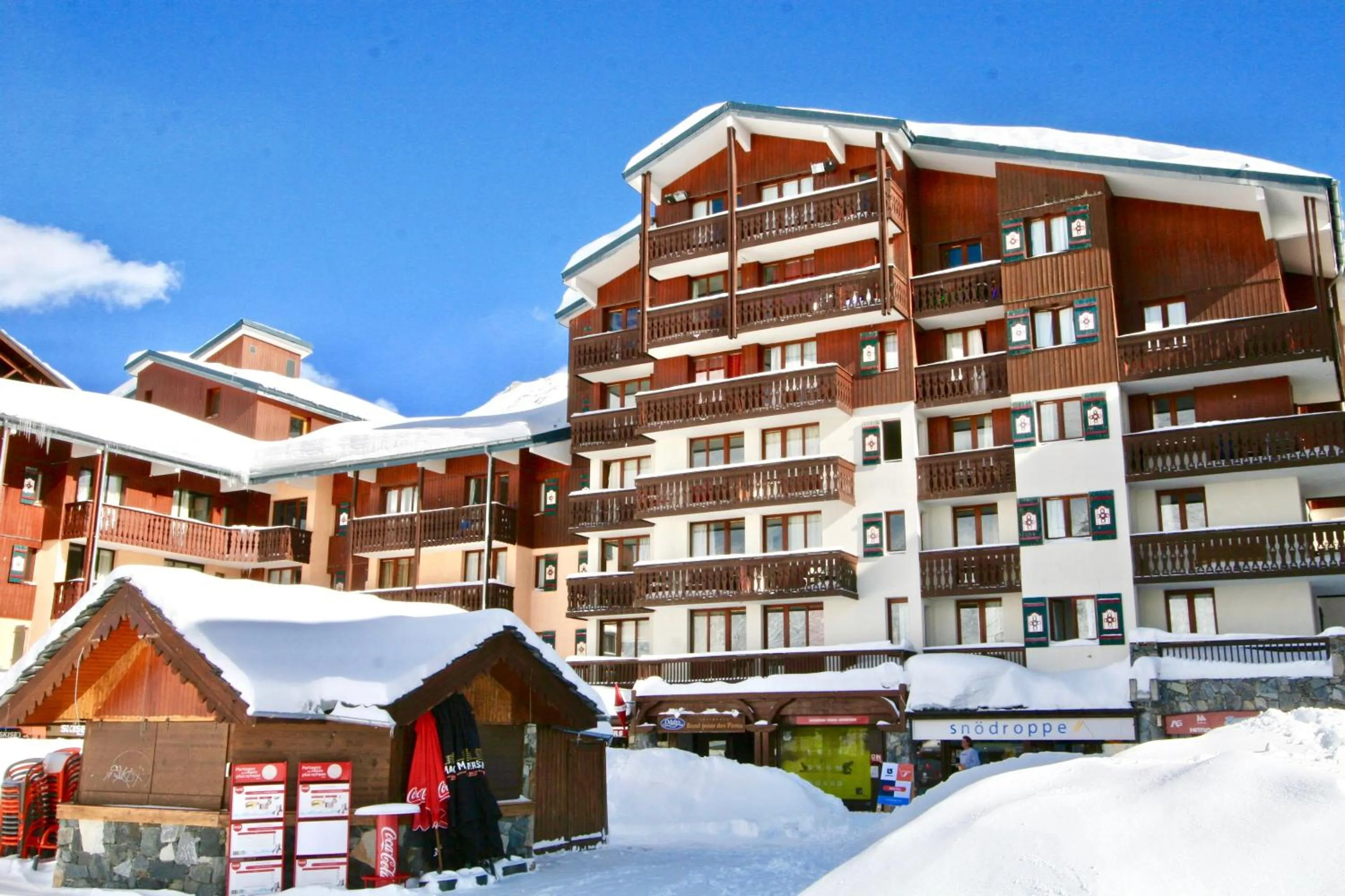 Property building in Le Rond Point des Pistes - 4 personnes - Tignes Val Claret 2100m - skis aux pieds