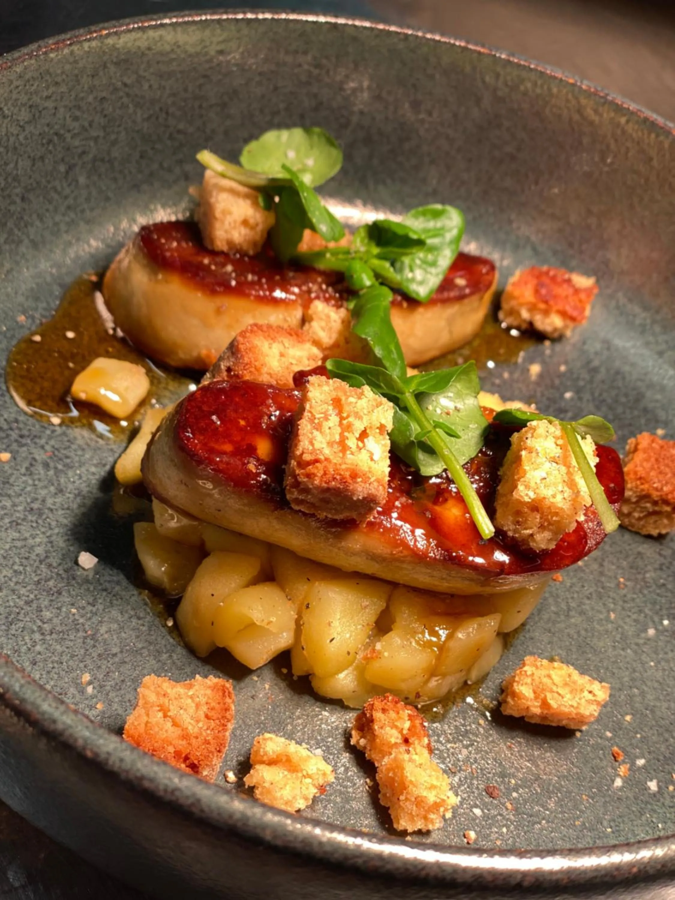 Food and drinks in Best Western Porte du Forez