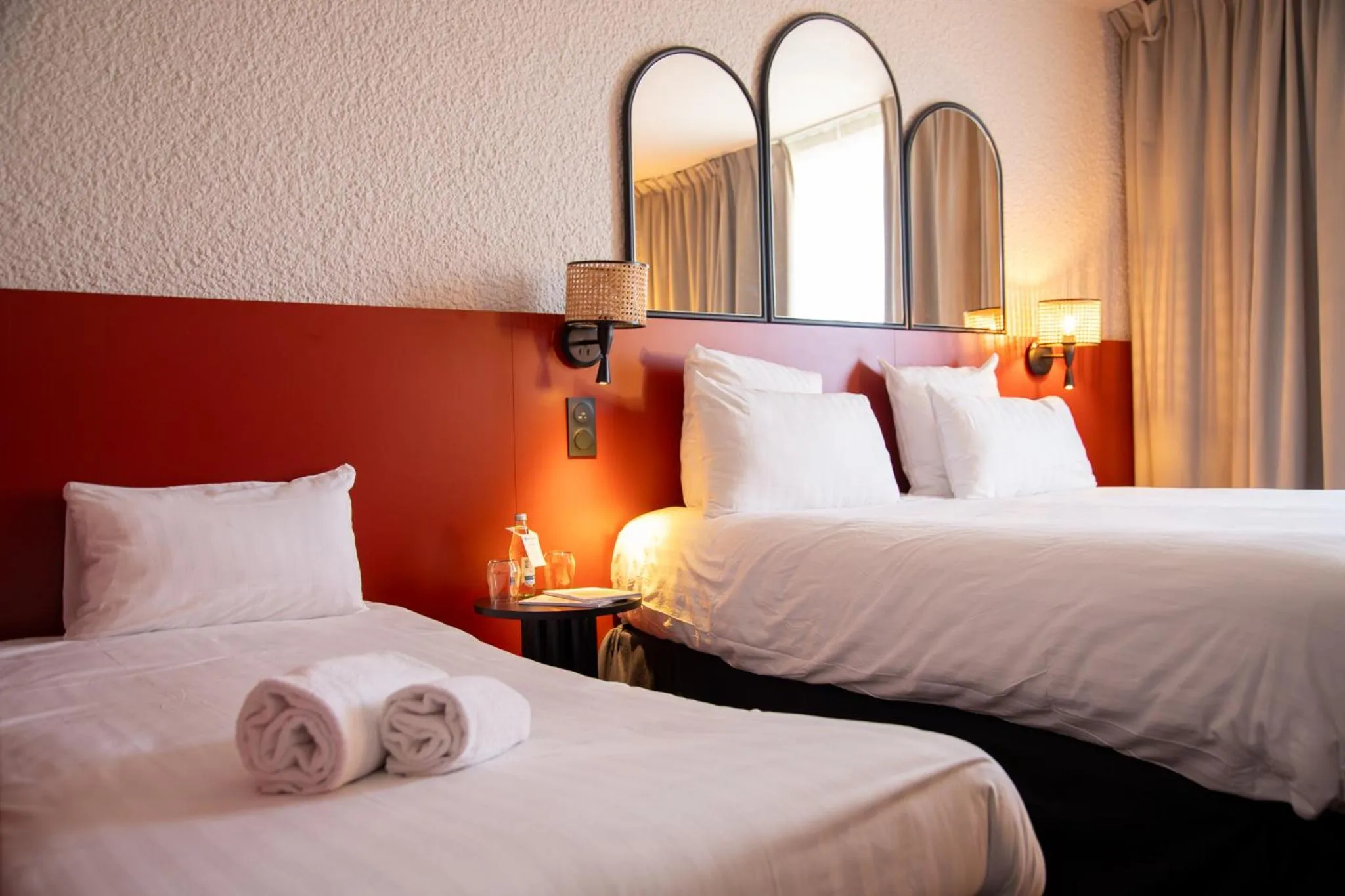 Bed in Best Western Porte du Forez